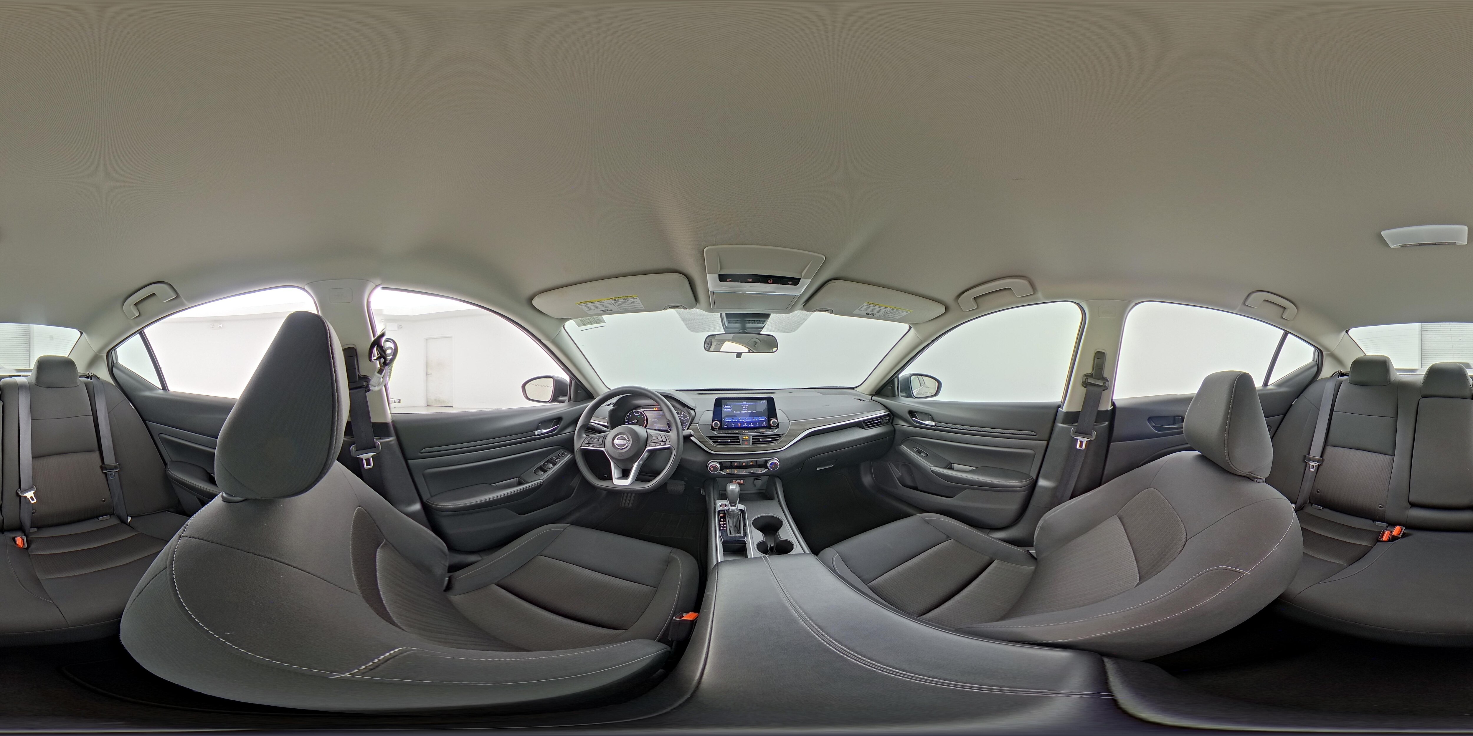 2025 Nissan Altima SV - Photo 24