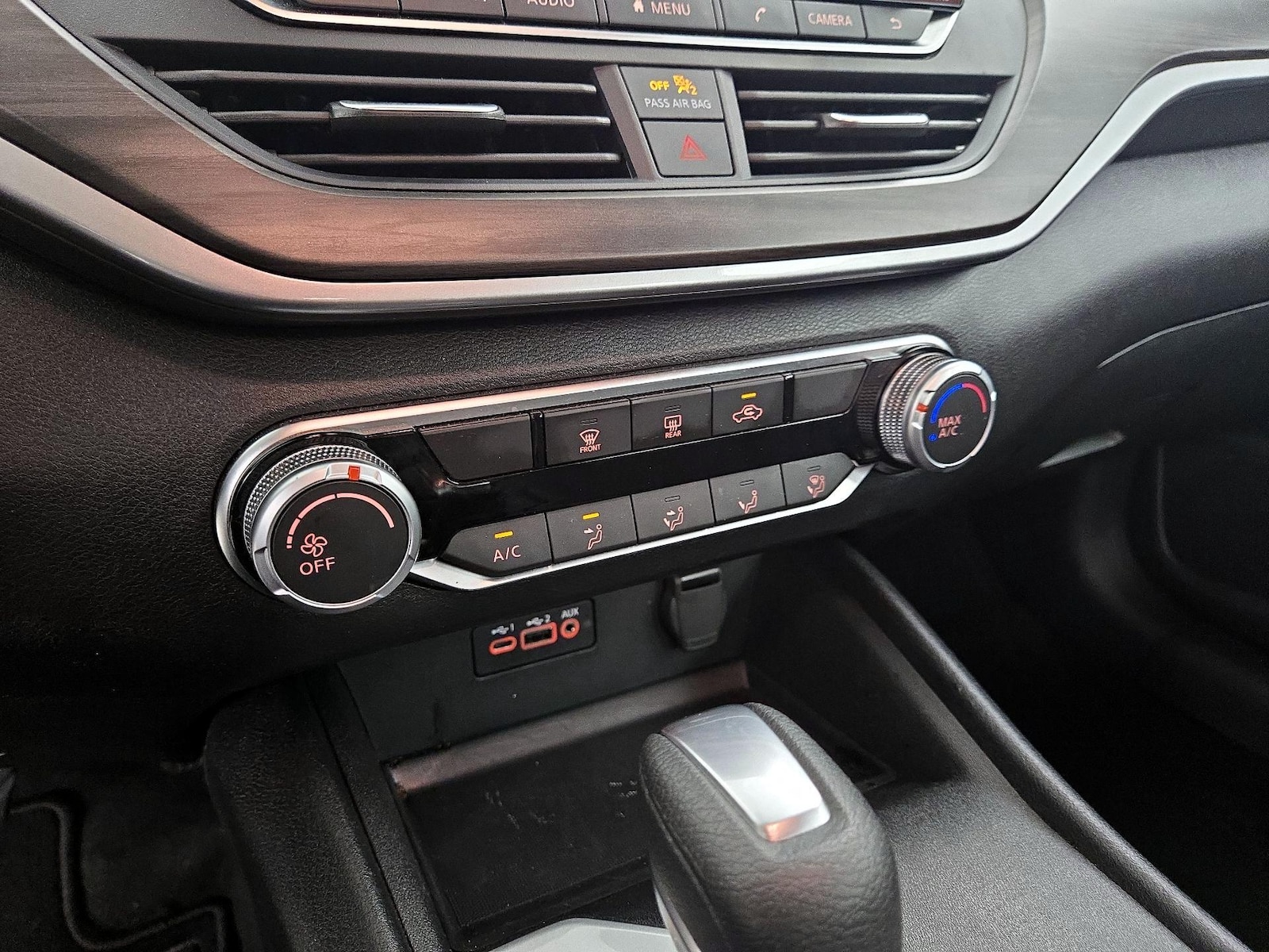 2025 Nissan Altima SV - Photo 17