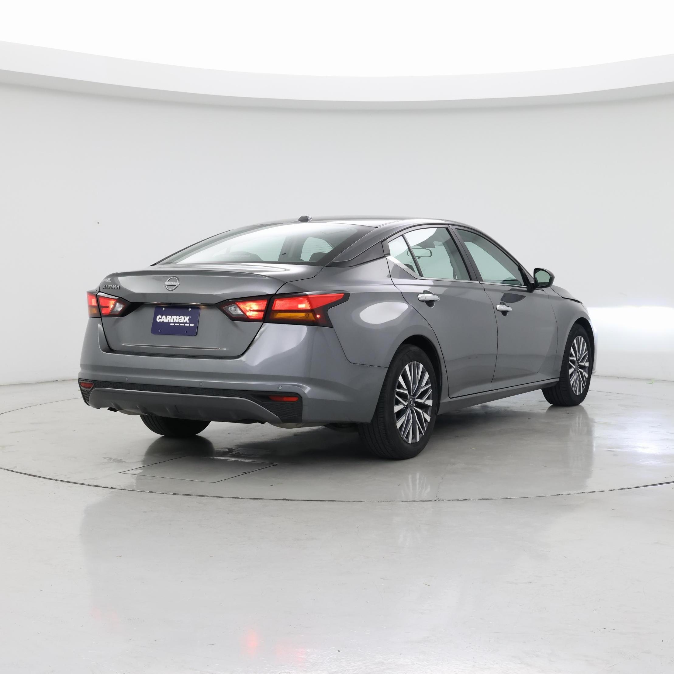 Thumbnail: 2025 Nissan Altima - 8