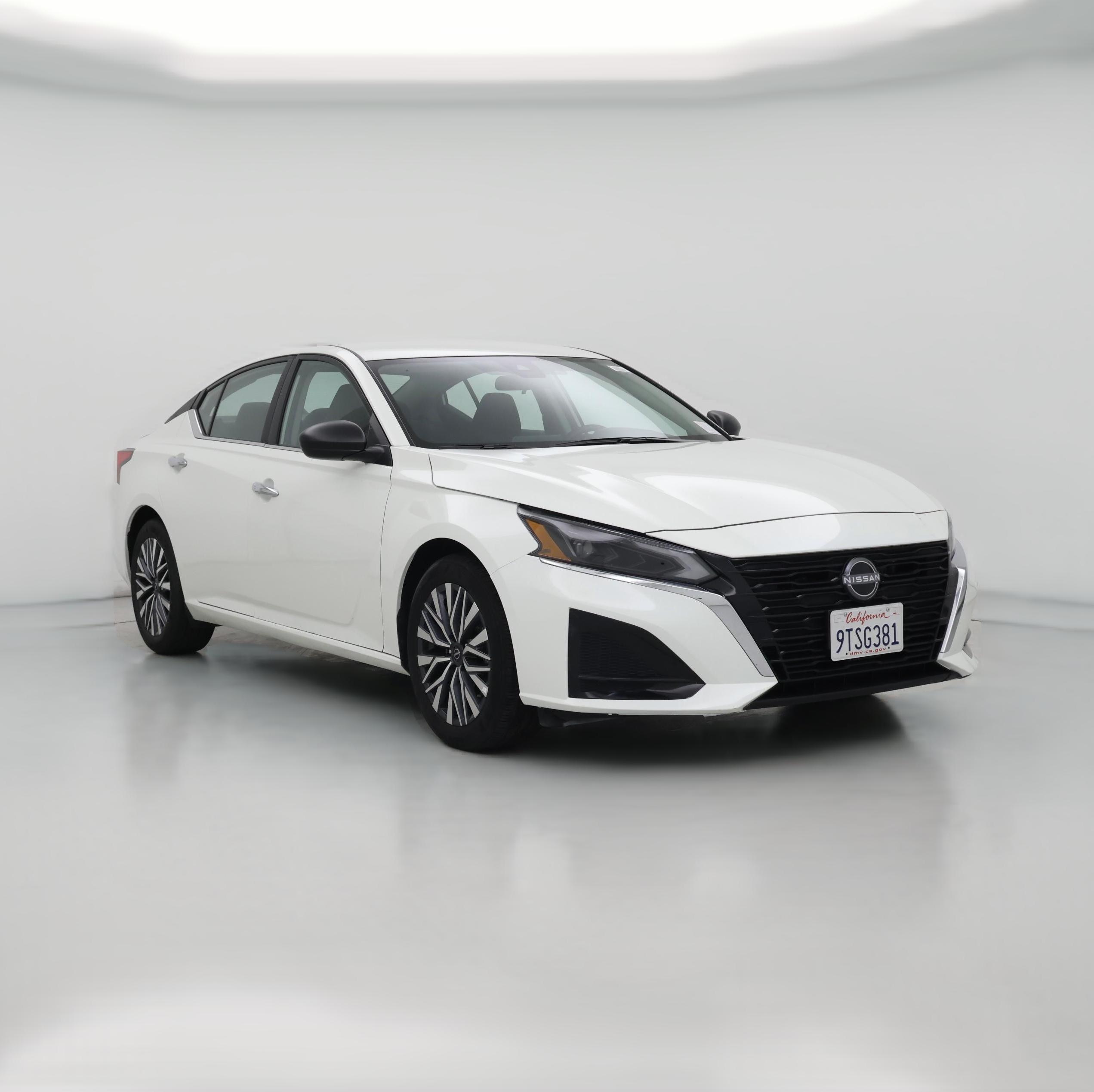 Thumbnail: 2025 Nissan Altima - 1