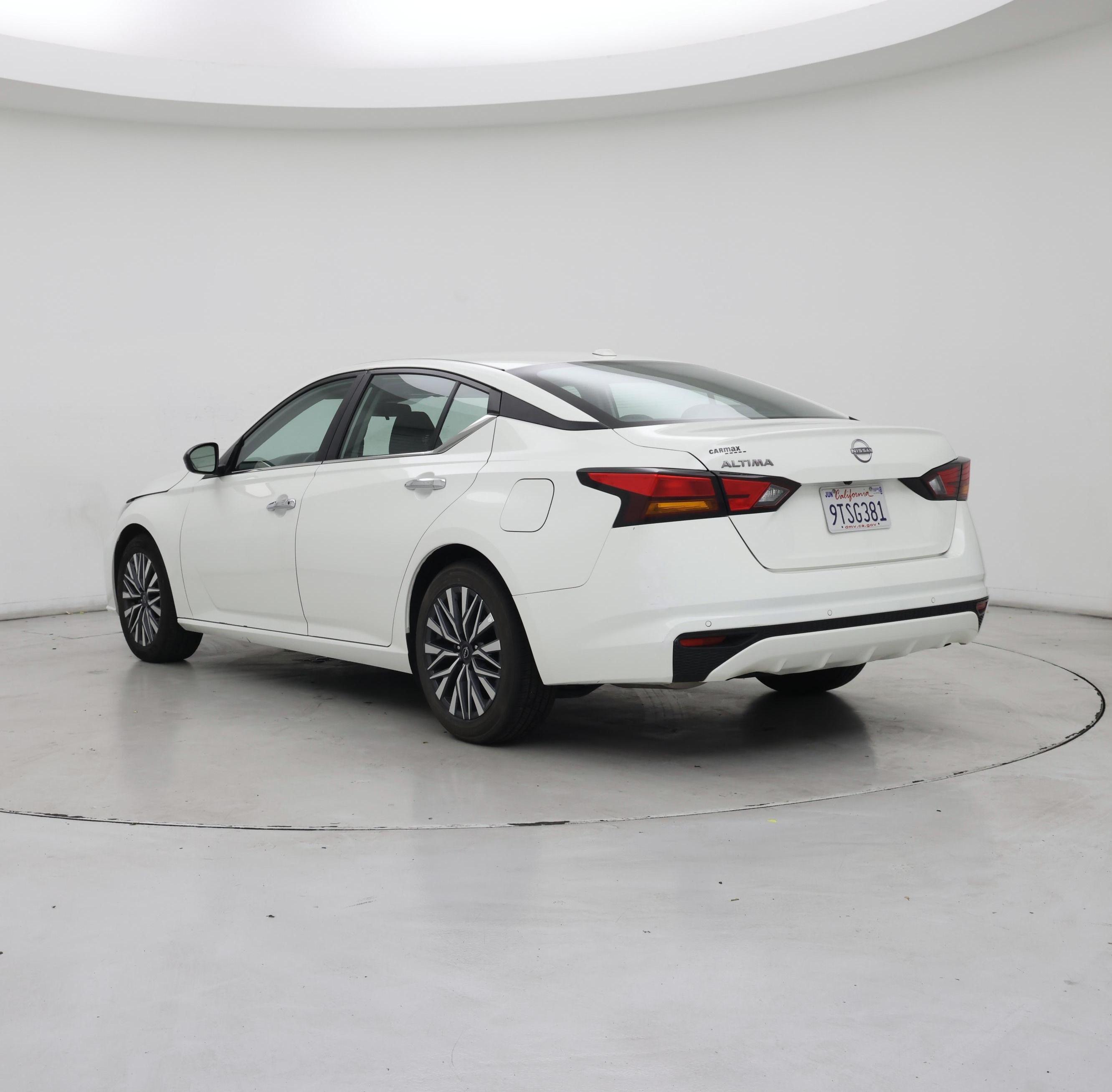 Thumbnail: 2025 Nissan Altima - 2