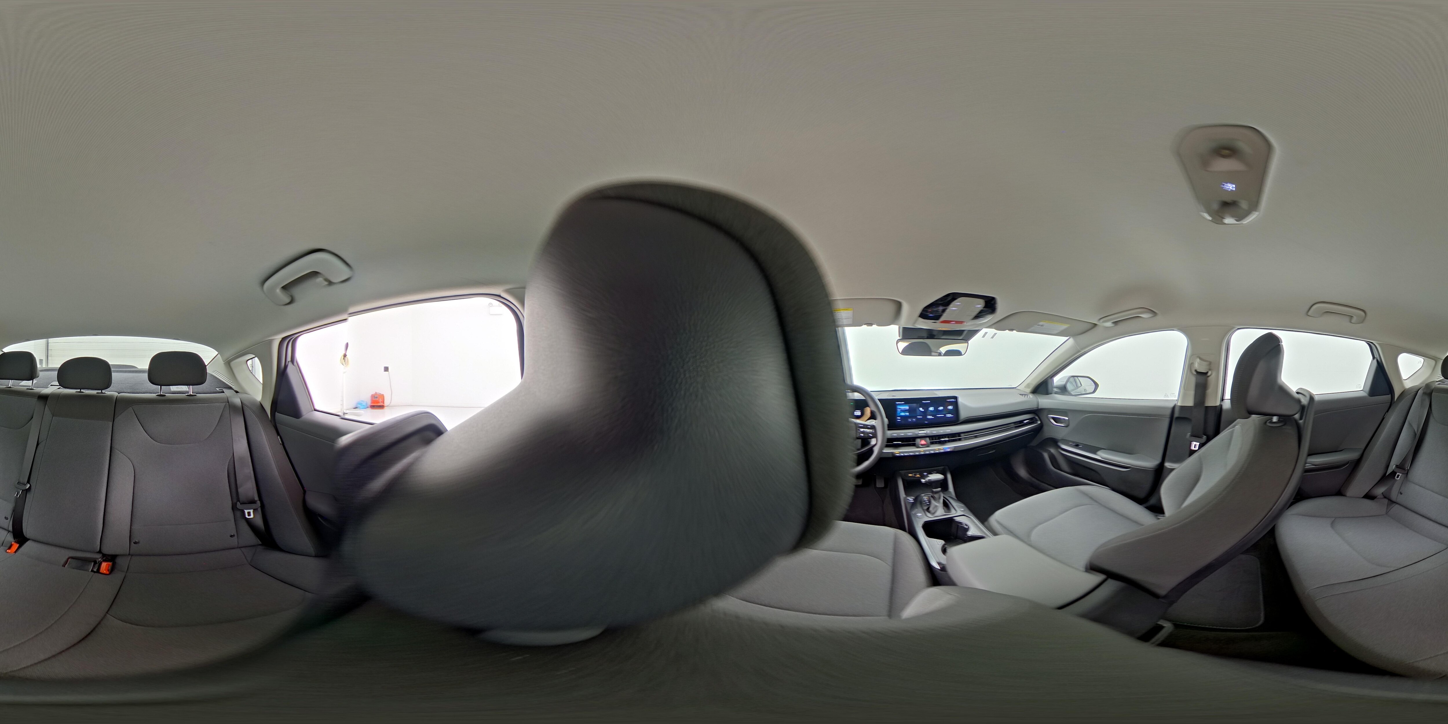 2025 Kia K4 LXS - Photo 25