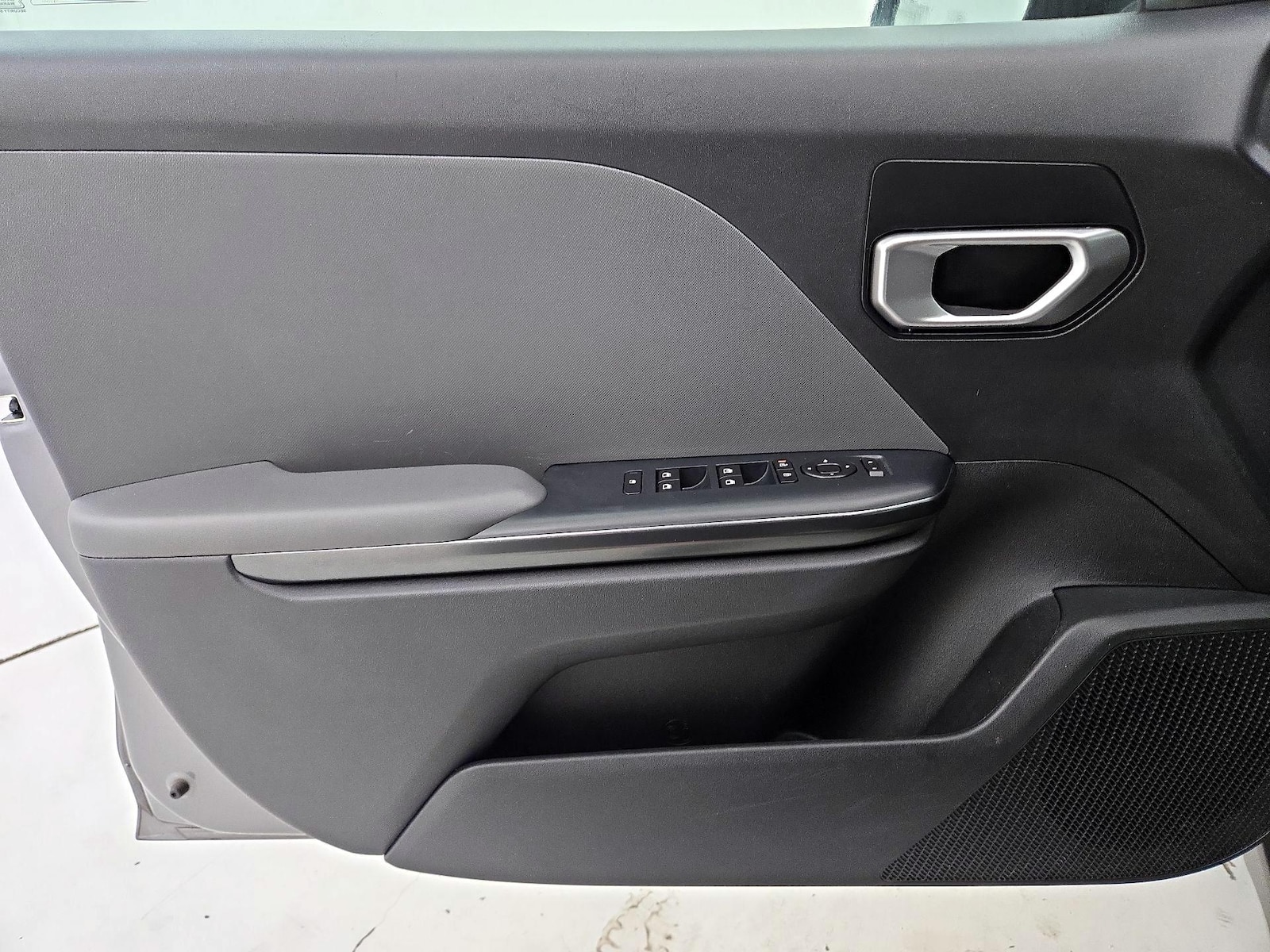 2025 Kia K4 LXS - Photo 13