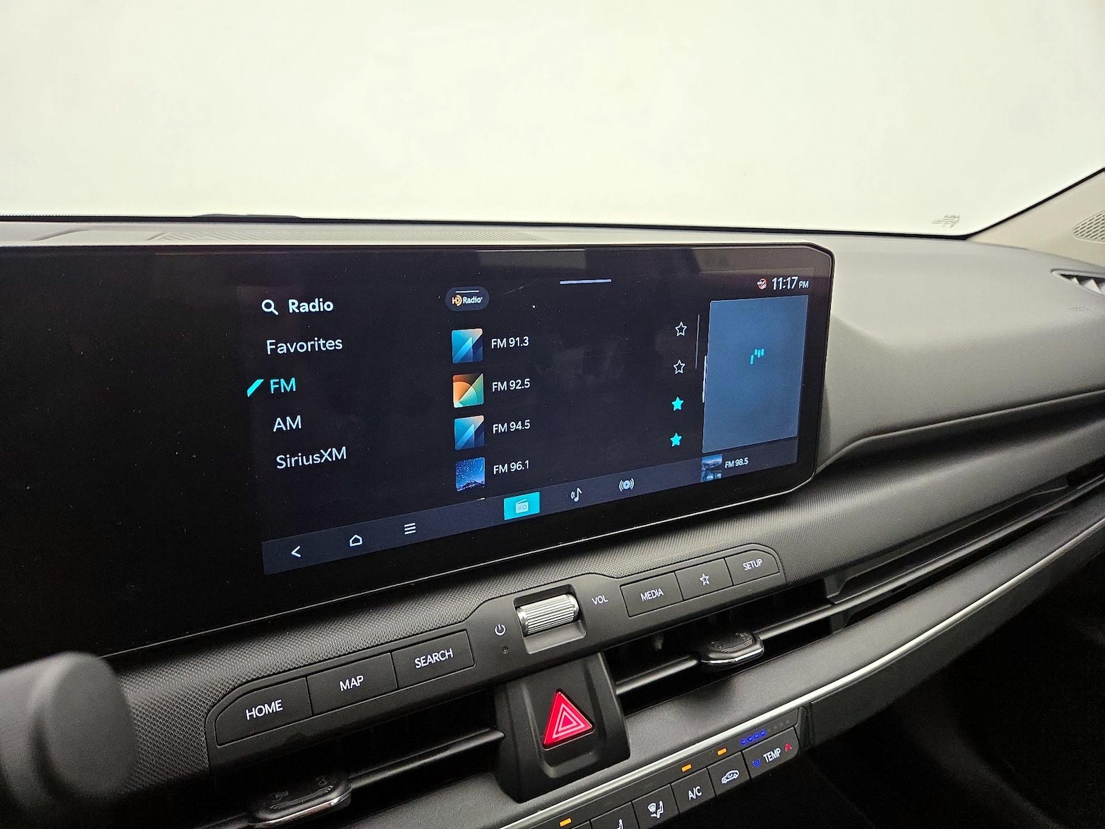 2025 Kia K4 LXS - Photo 16
