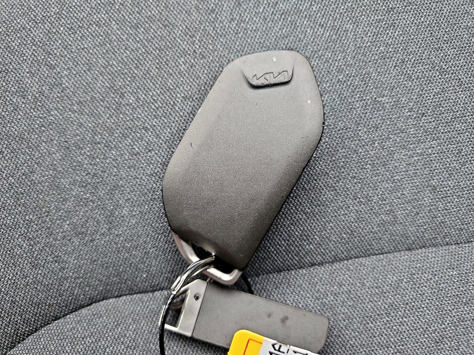 2025 Kia K4 LXS - Photo 23