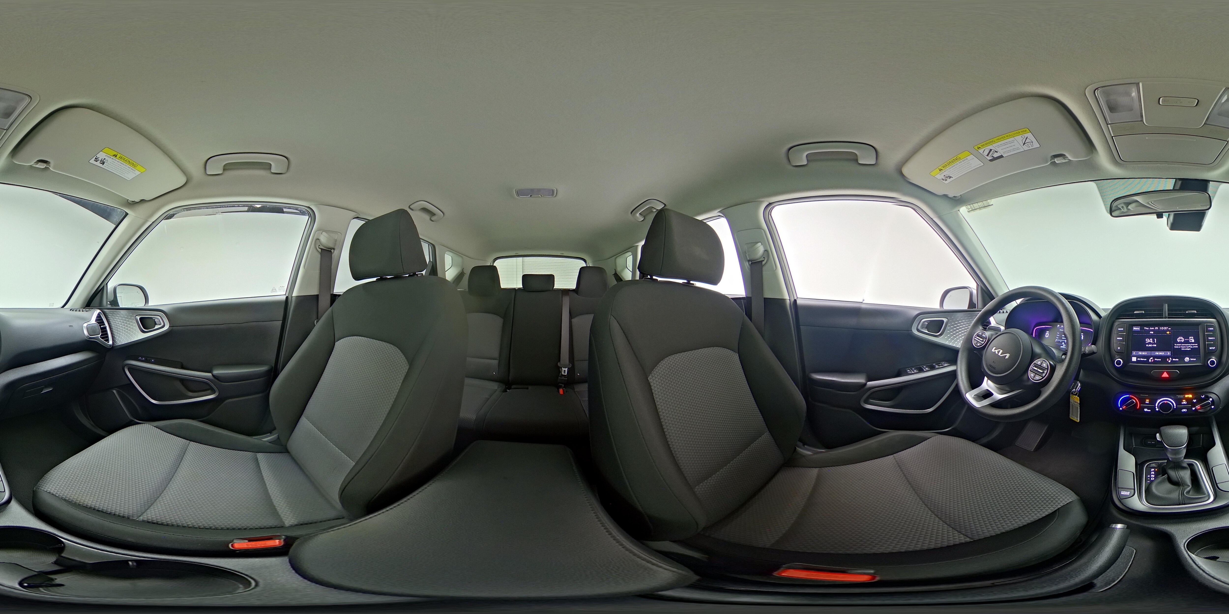 2025 Kia Soul LX - Photo 24