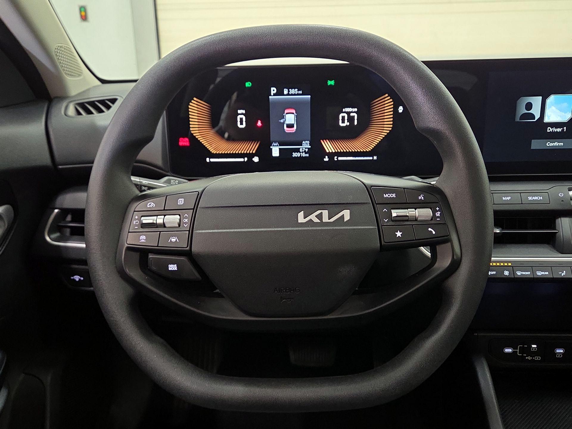 Thumbnail: 2025 Kia K4 - 10