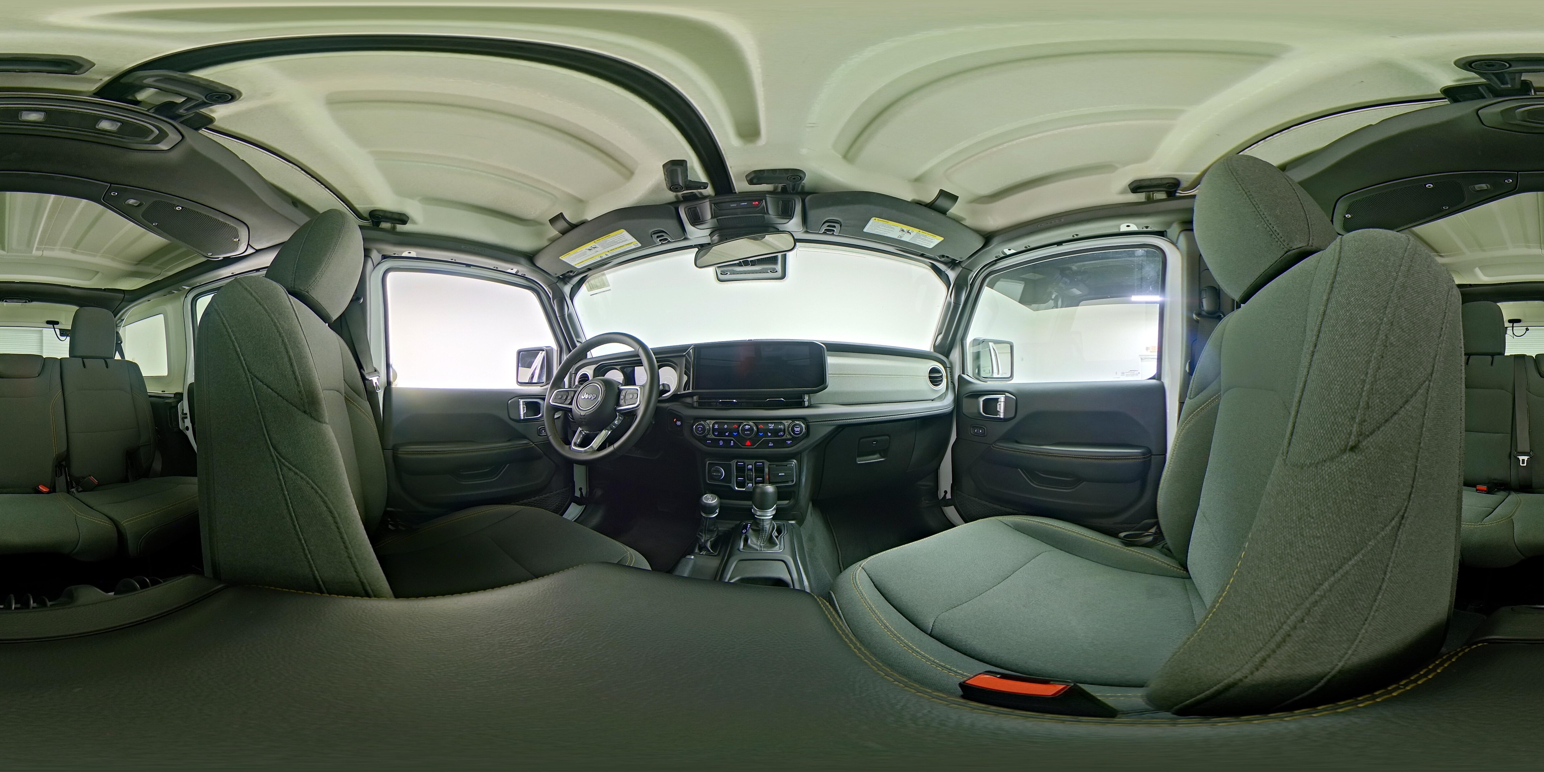 2025 Jeep Wrangler 4-Door Sahara - Photo 24