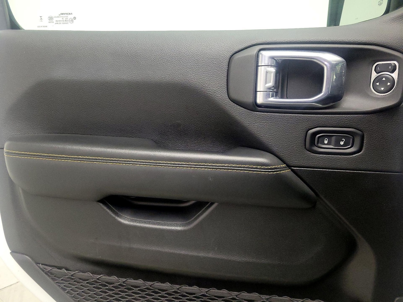 2025 Jeep Wrangler 4-Door Sahara - Photo 13