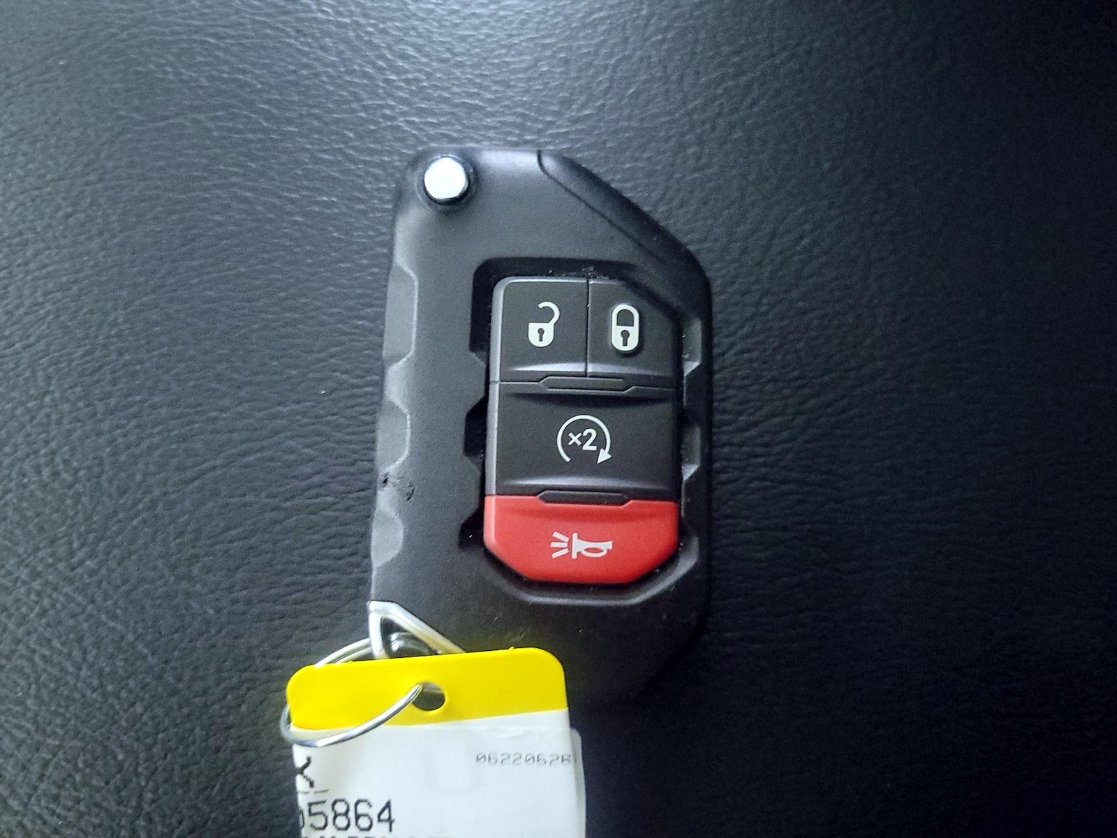 2025 Jeep Wrangler 4-Door Sahara - Photo 23