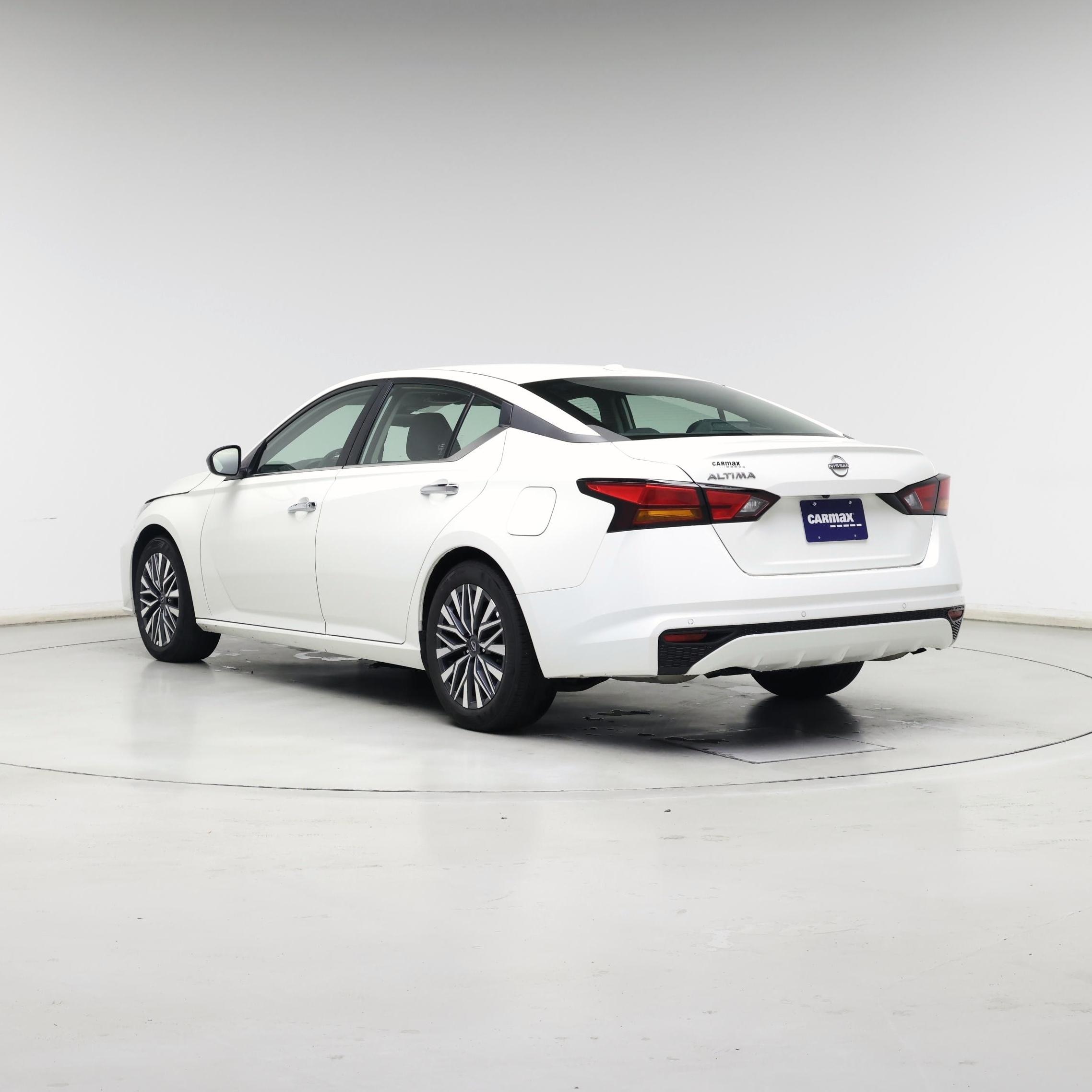 Thumbnail: 2025 Nissan Altima - 2