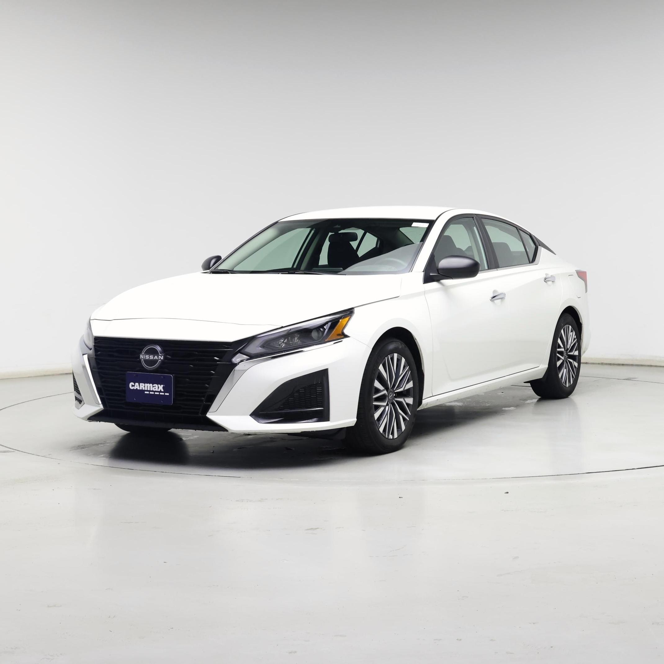 Thumbnail: 2025 Nissan Altima - 4