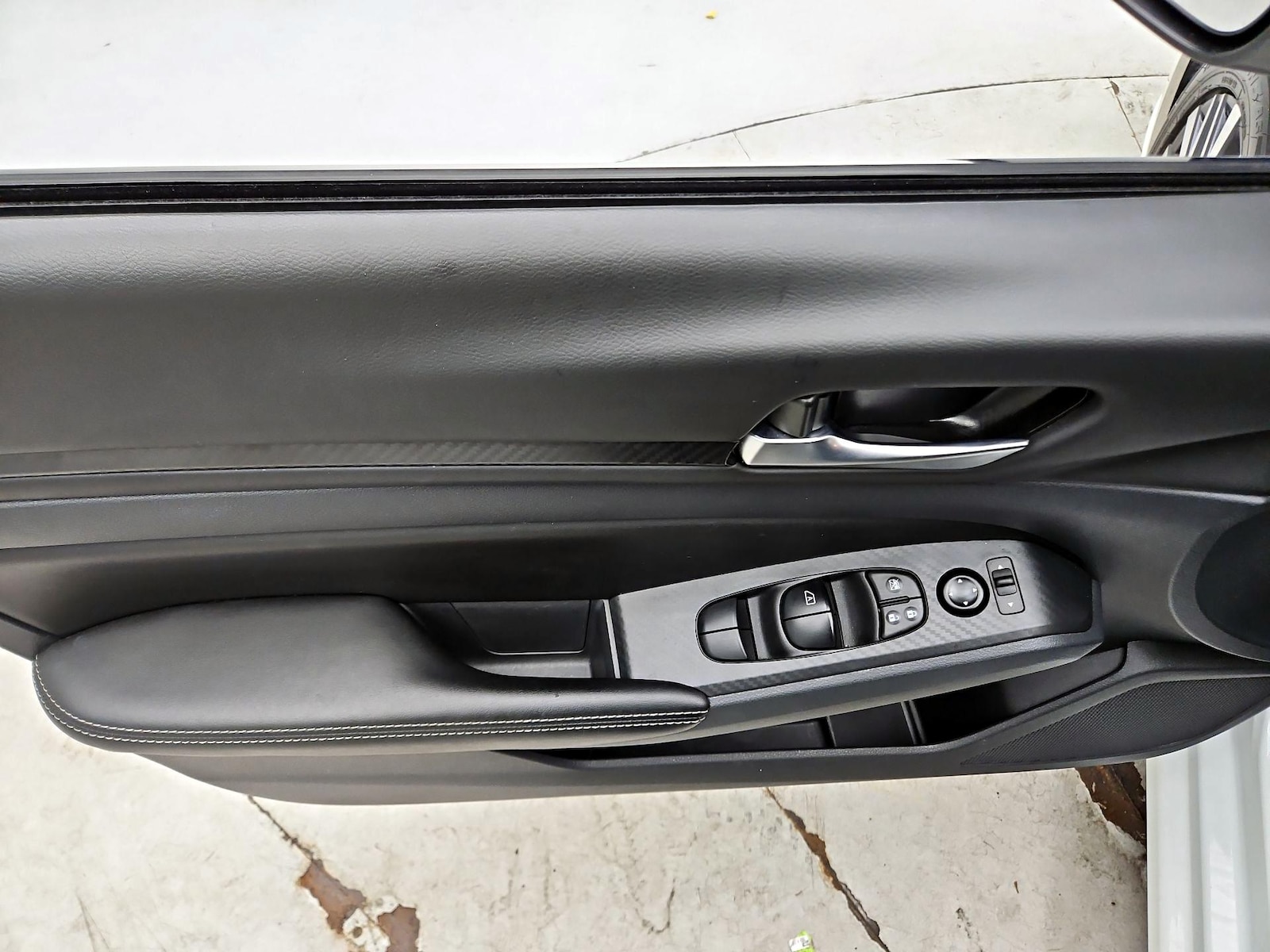 2025 Nissan Altima SV - Photo 13
