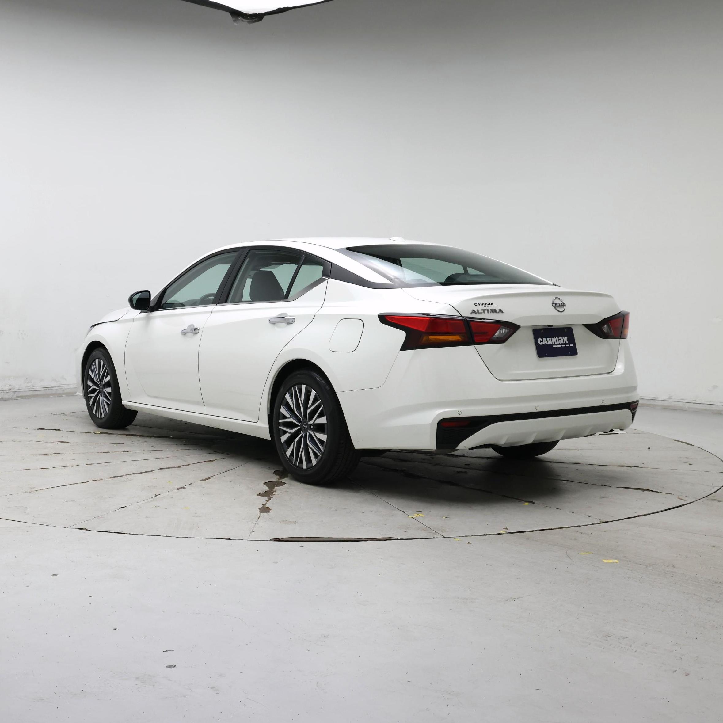 Thumbnail: 2025 Nissan Altima - 2