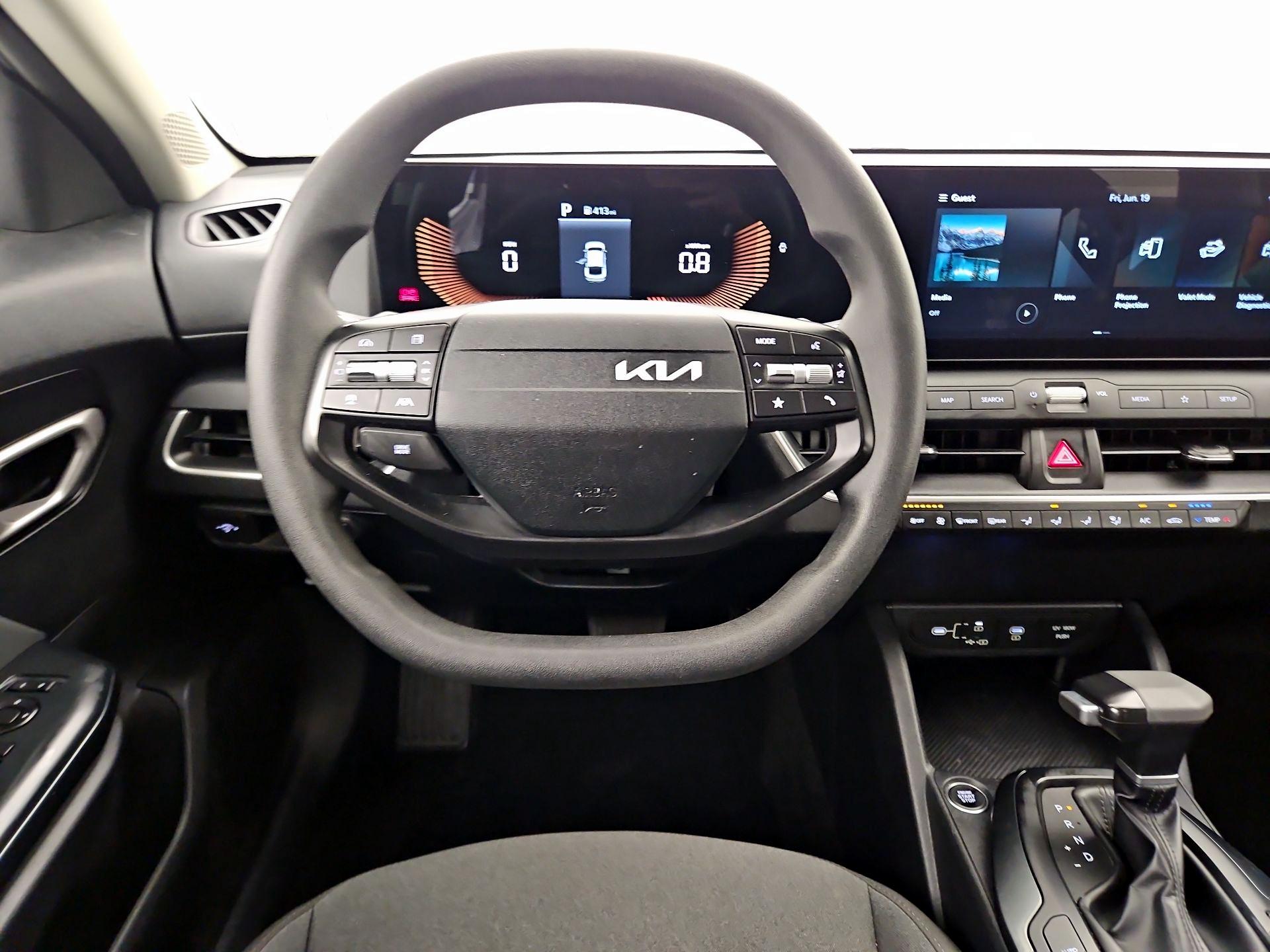 Thumbnail: 2025 Kia K4 - 10