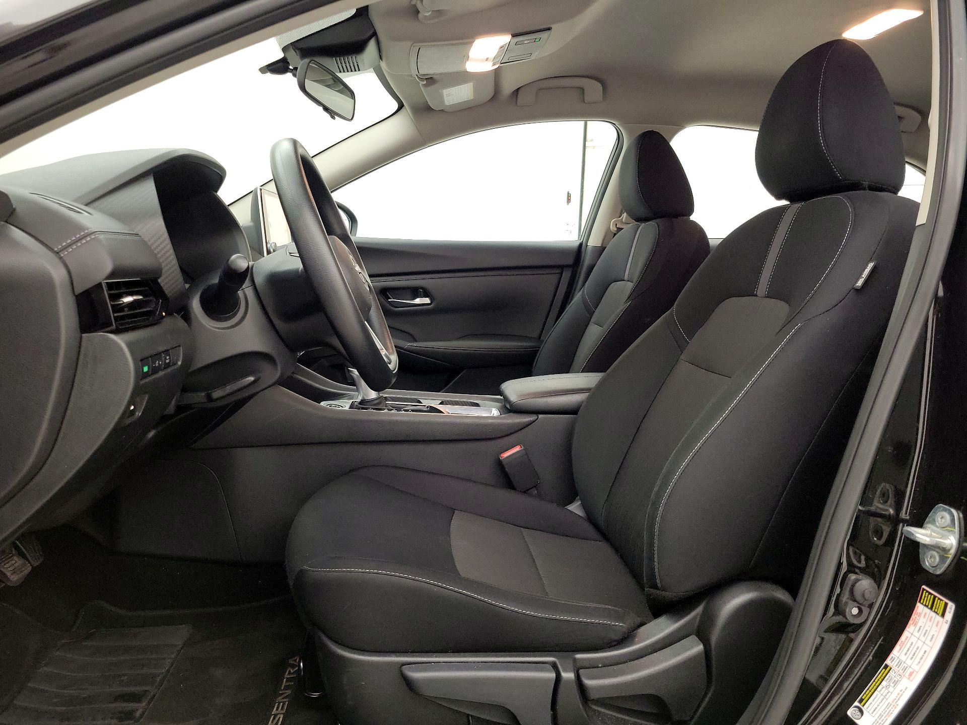 Thumbnail: 2025 Nissan Sentra - 11