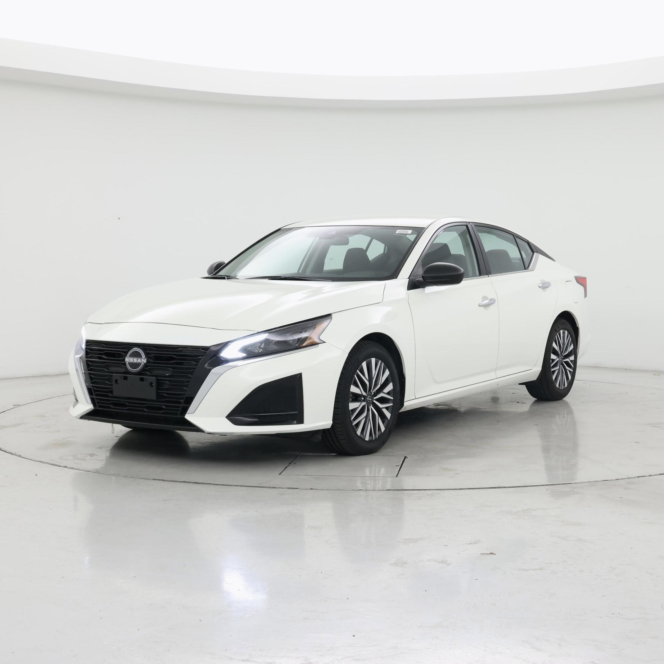 Thumbnail: 2025 Nissan Altima - 4