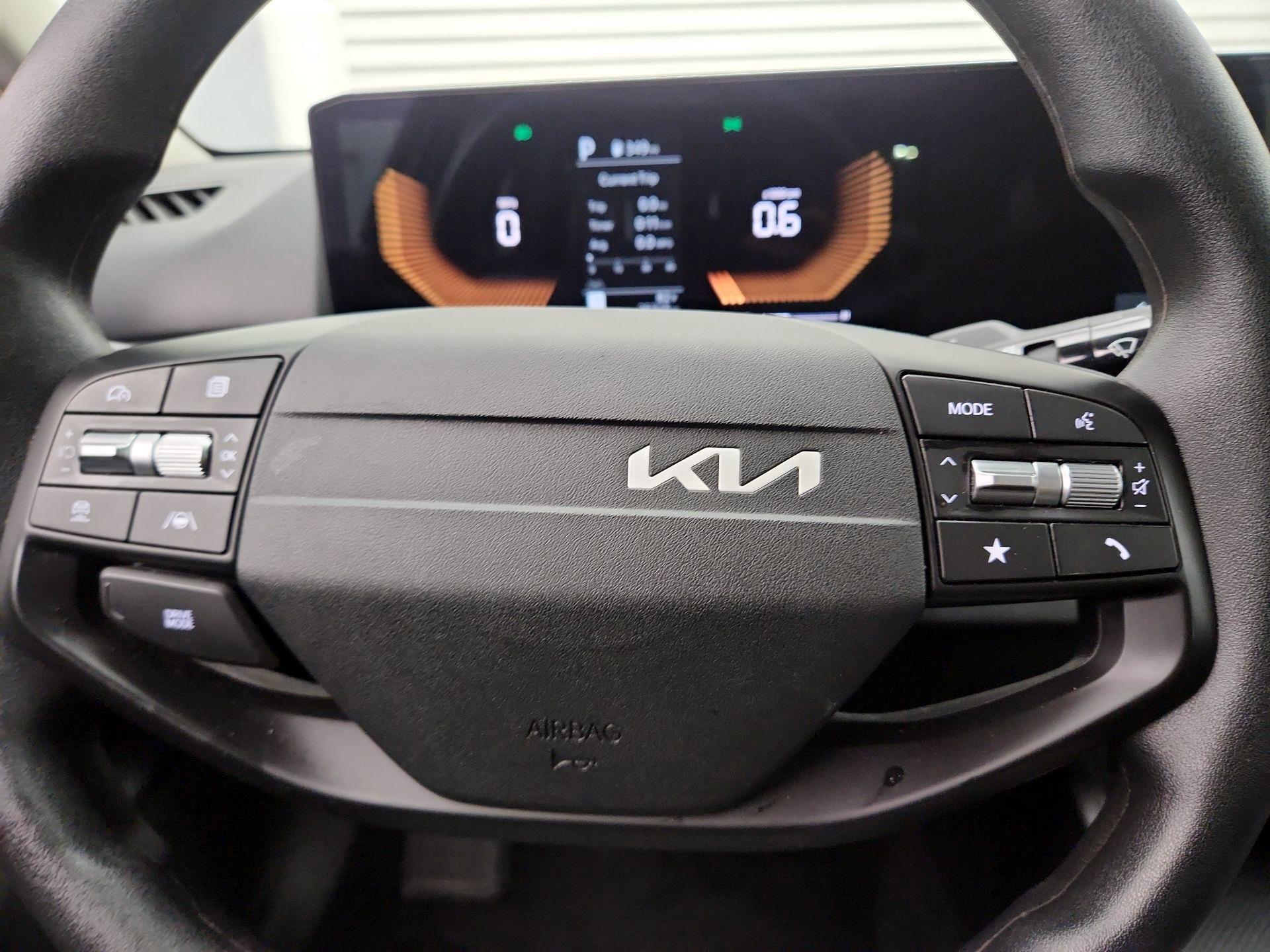 Thumbnail: 2025 Kia K4 - 10