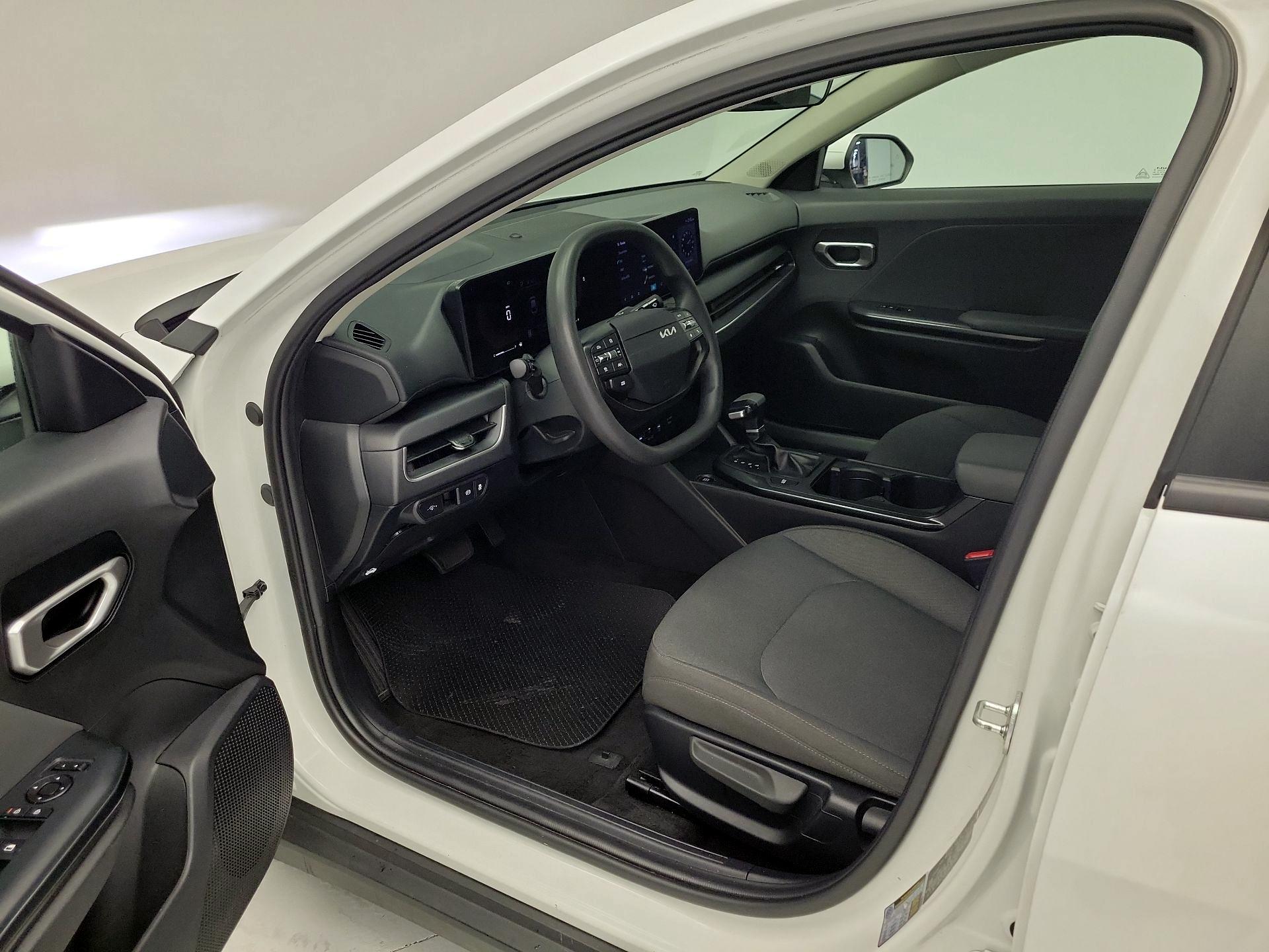 Thumbnail: 2025 Kia K4 - 11