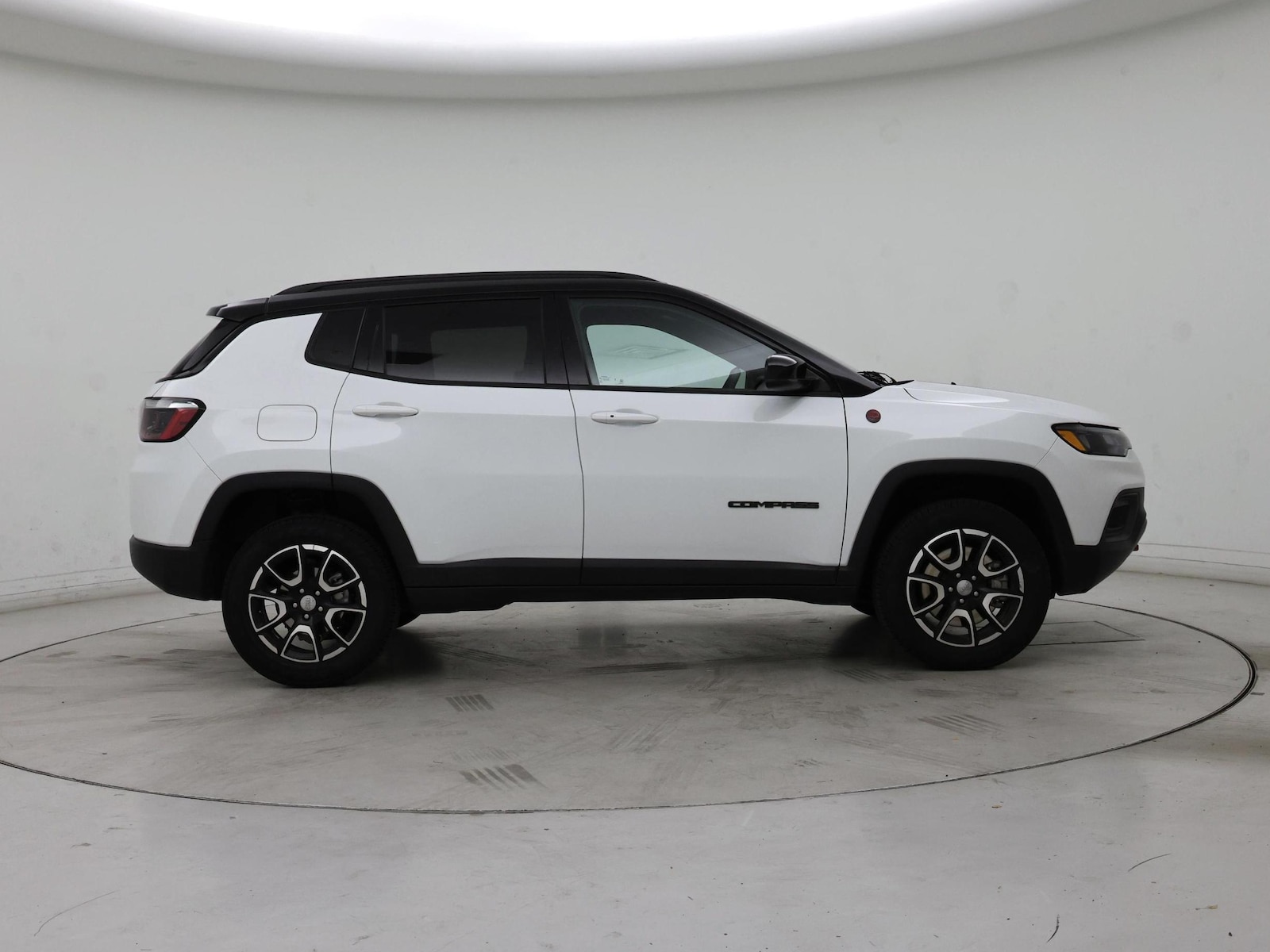 2025 Jeep Compass Trailhawk - Photo 8