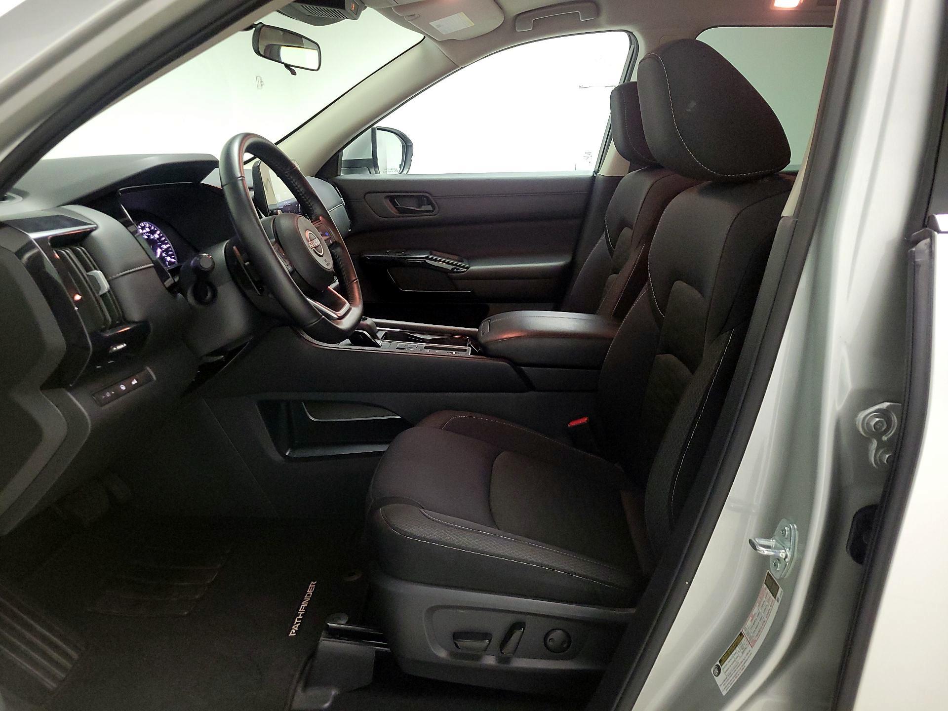 Thumbnail: 2025 Nissan Pathfinder - 11