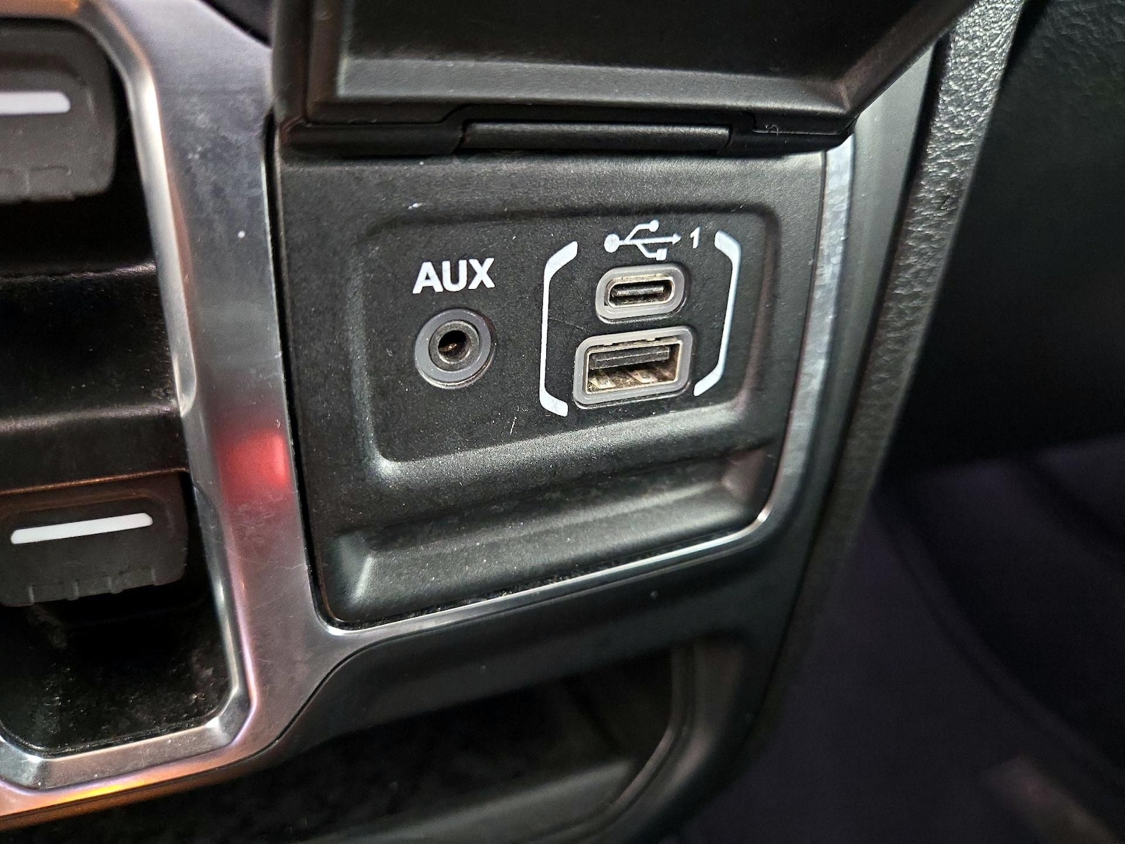 2025 Jeep Wrangler 4-Door Sahara - Photo 19