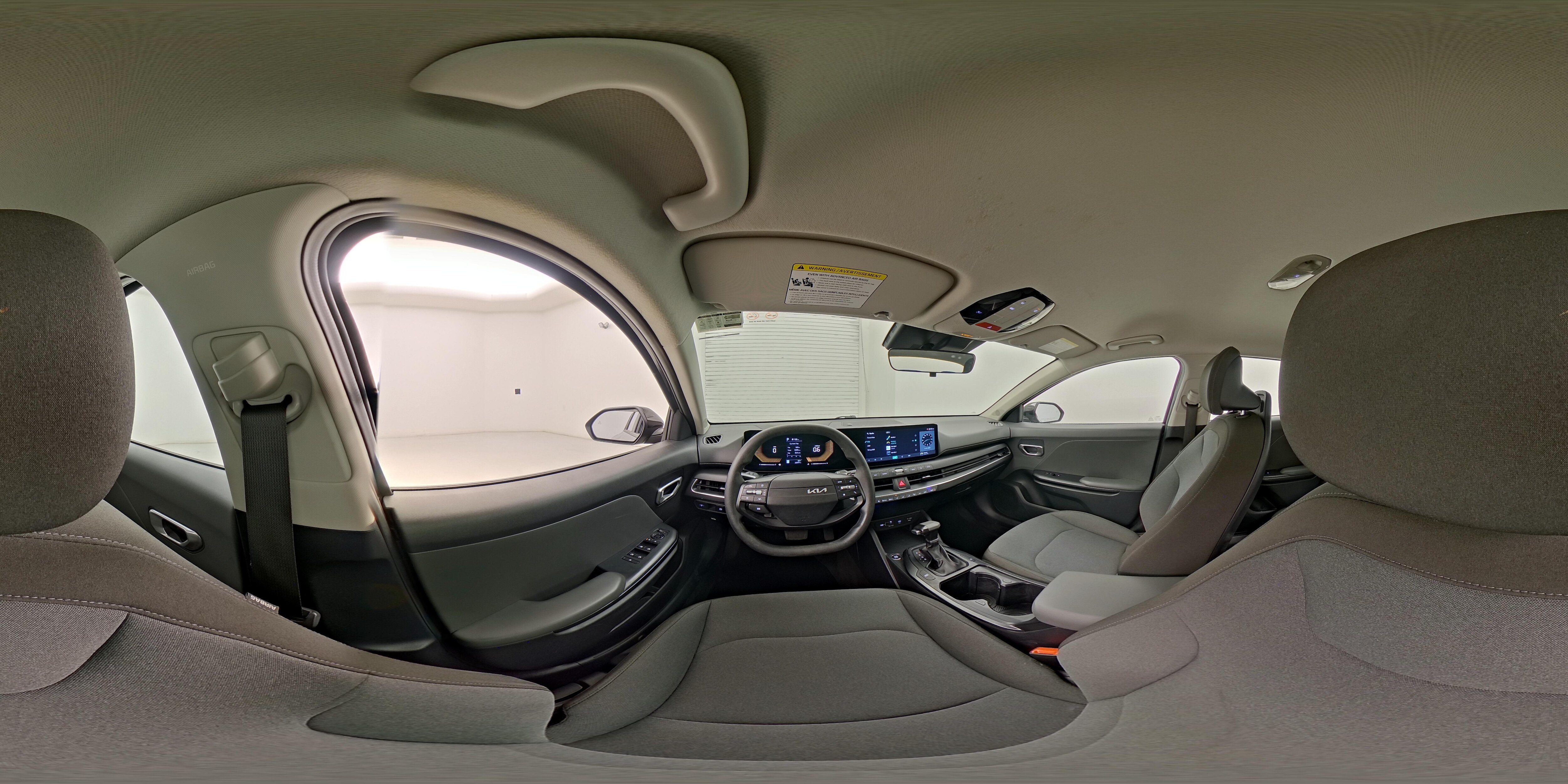 2025 Kia K4 LXS - Photo 26