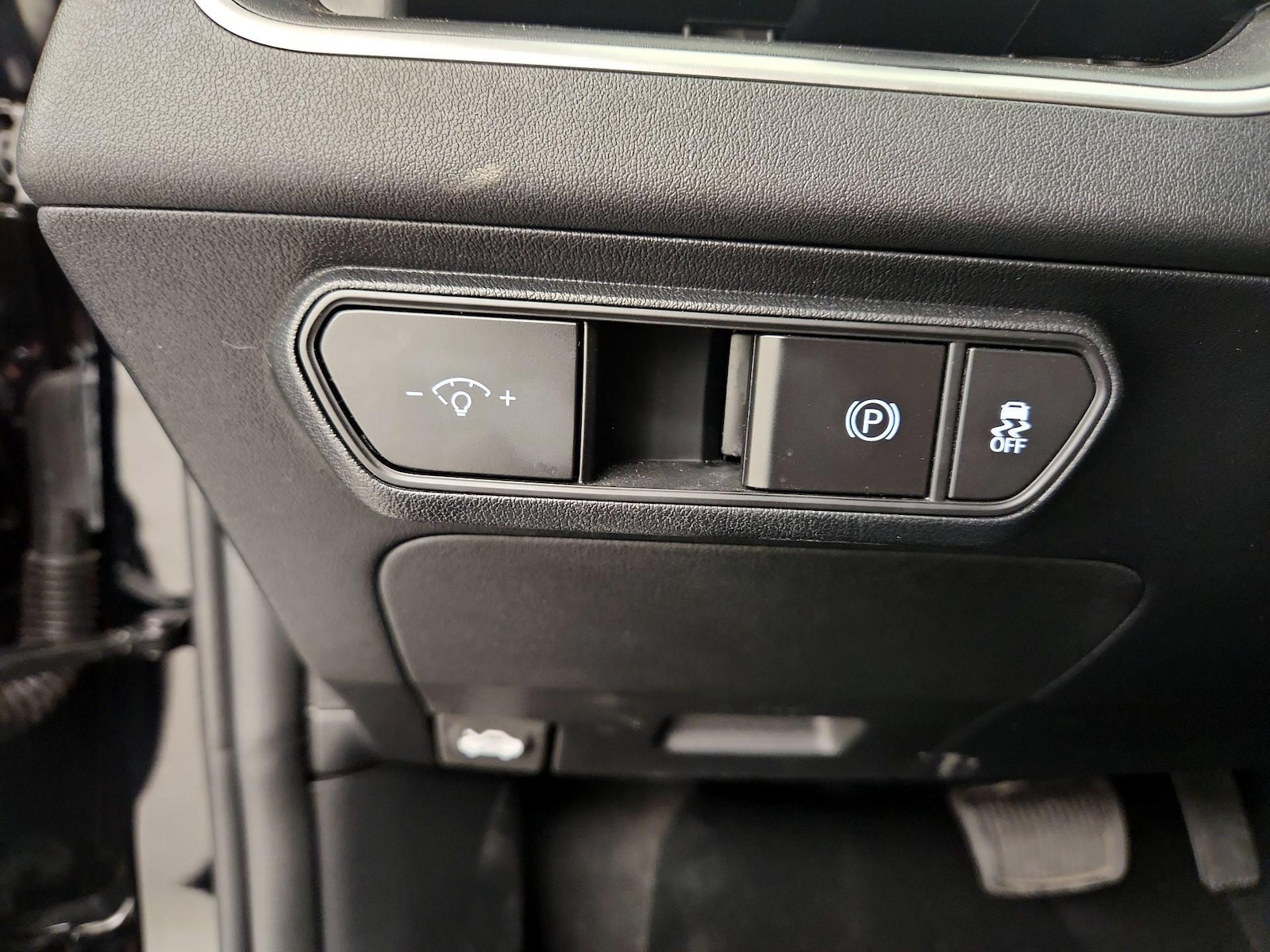 2025 Kia K4 LXS - Photo 14