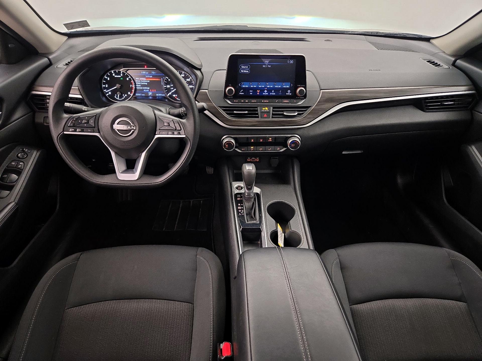 Thumbnail: 2025 Nissan Altima - 9
