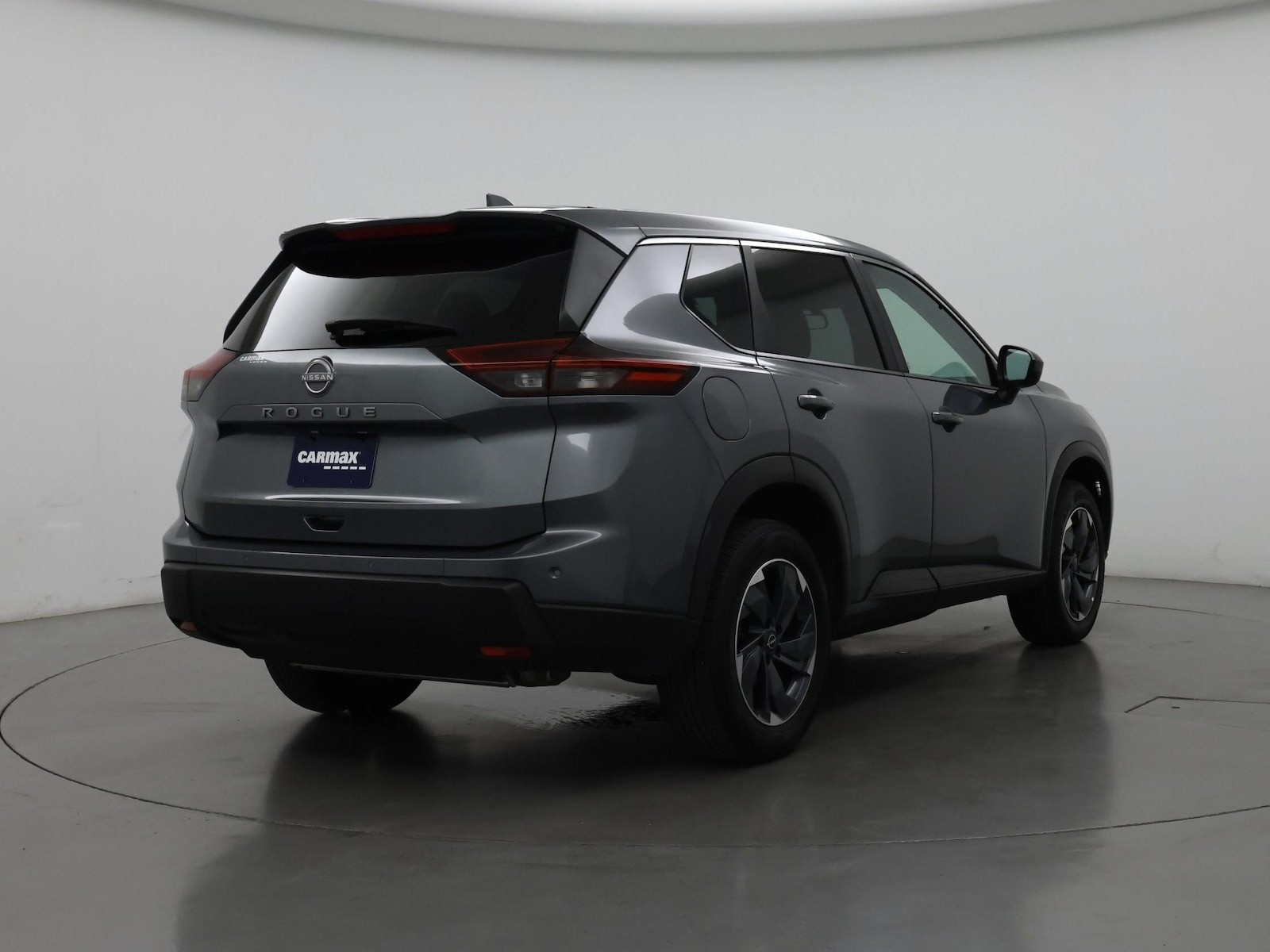 2025 Nissan Rogue SV - Photo 9