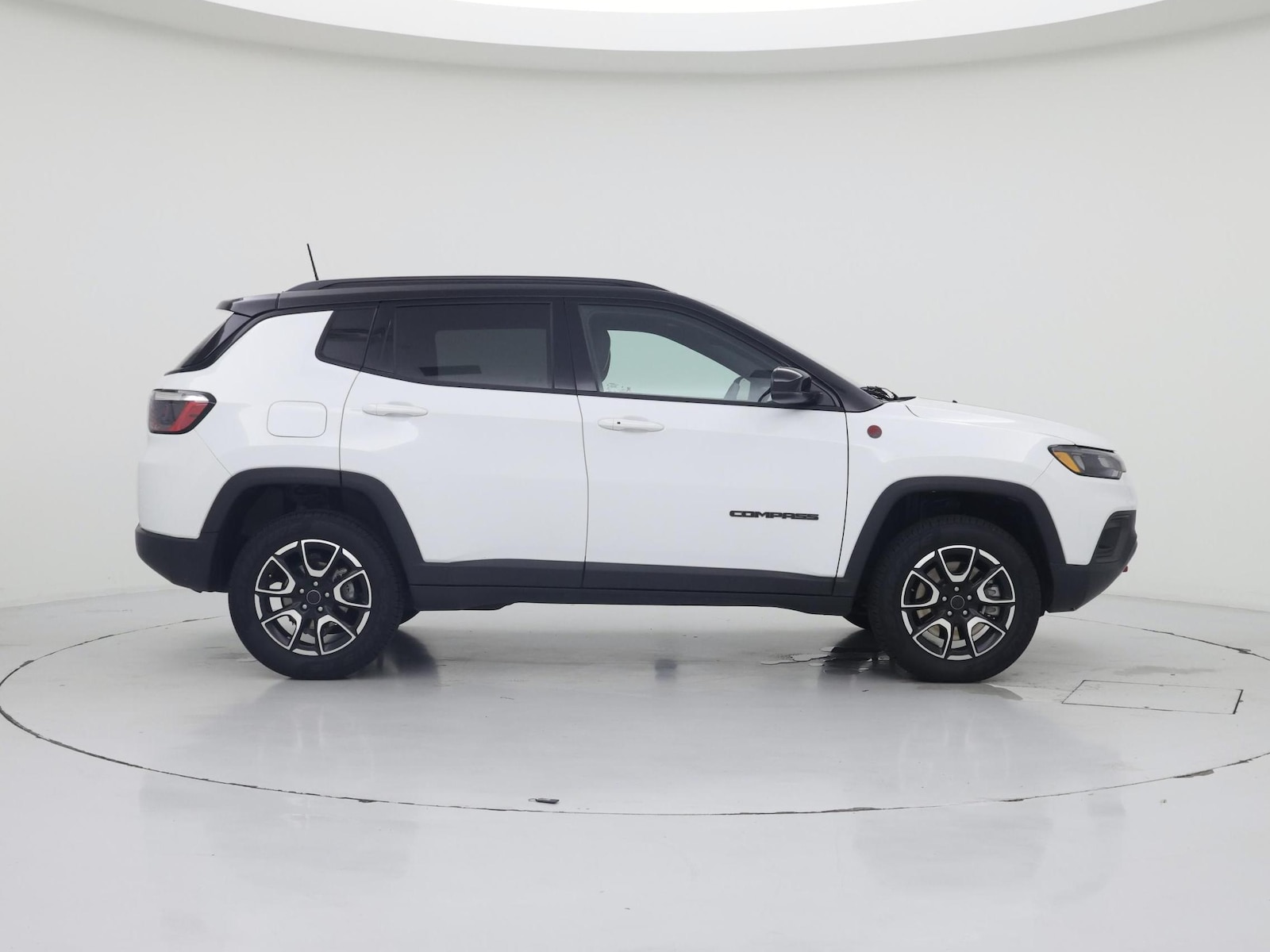 2025 Jeep Compass Trailhawk - Photo 8
