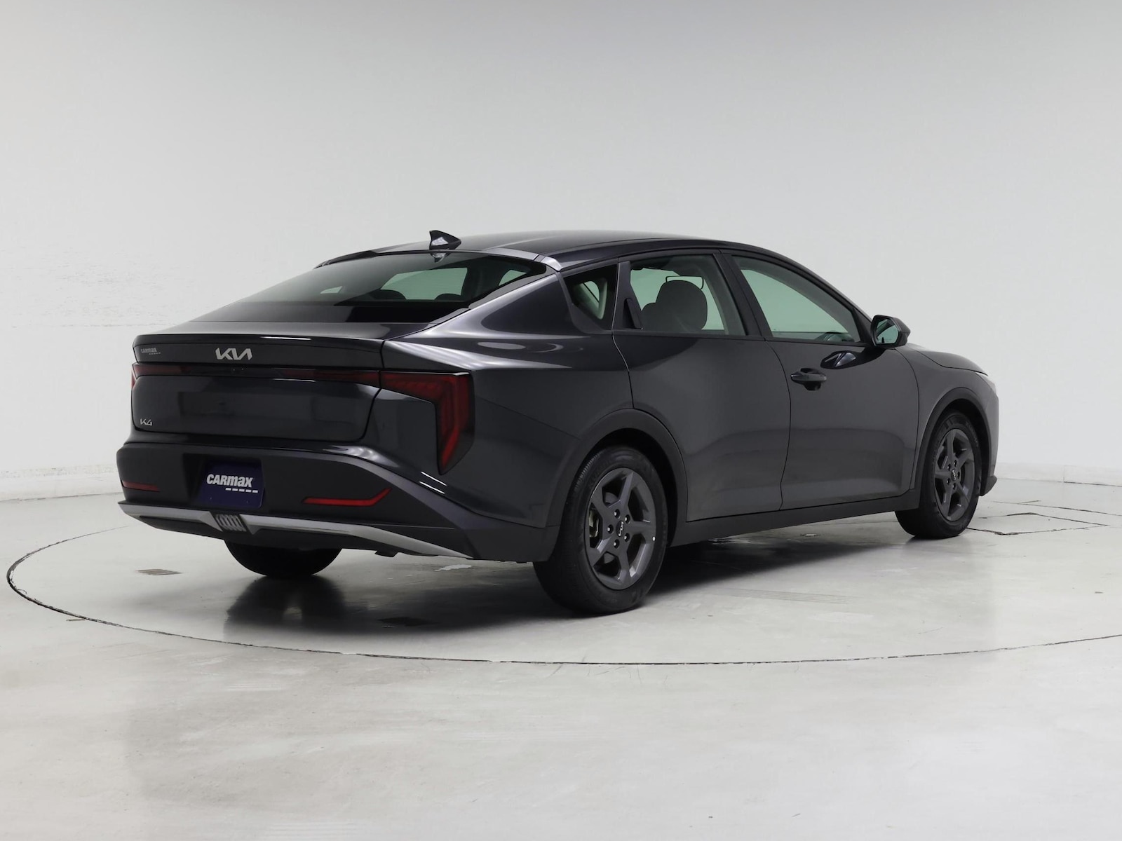 2025 Kia K4 LXS - Photo 9
