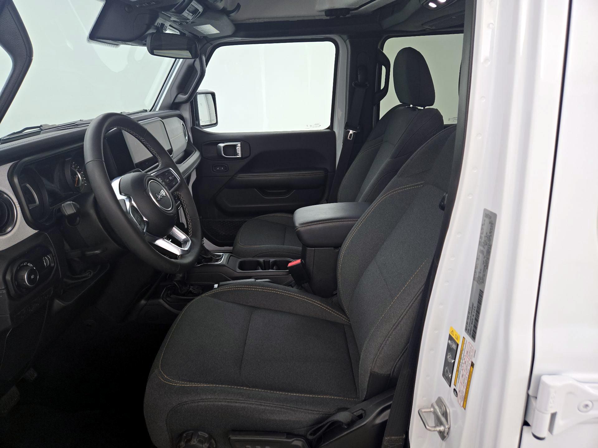 Thumbnail: 2025 Jeep Wrangler - 11
