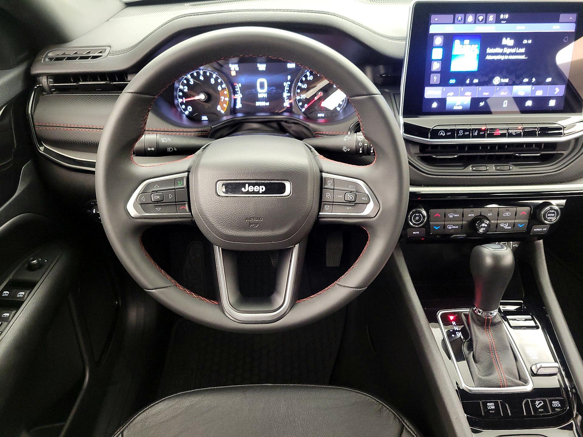Thumbnail: 2025 Jeep Compass - 10