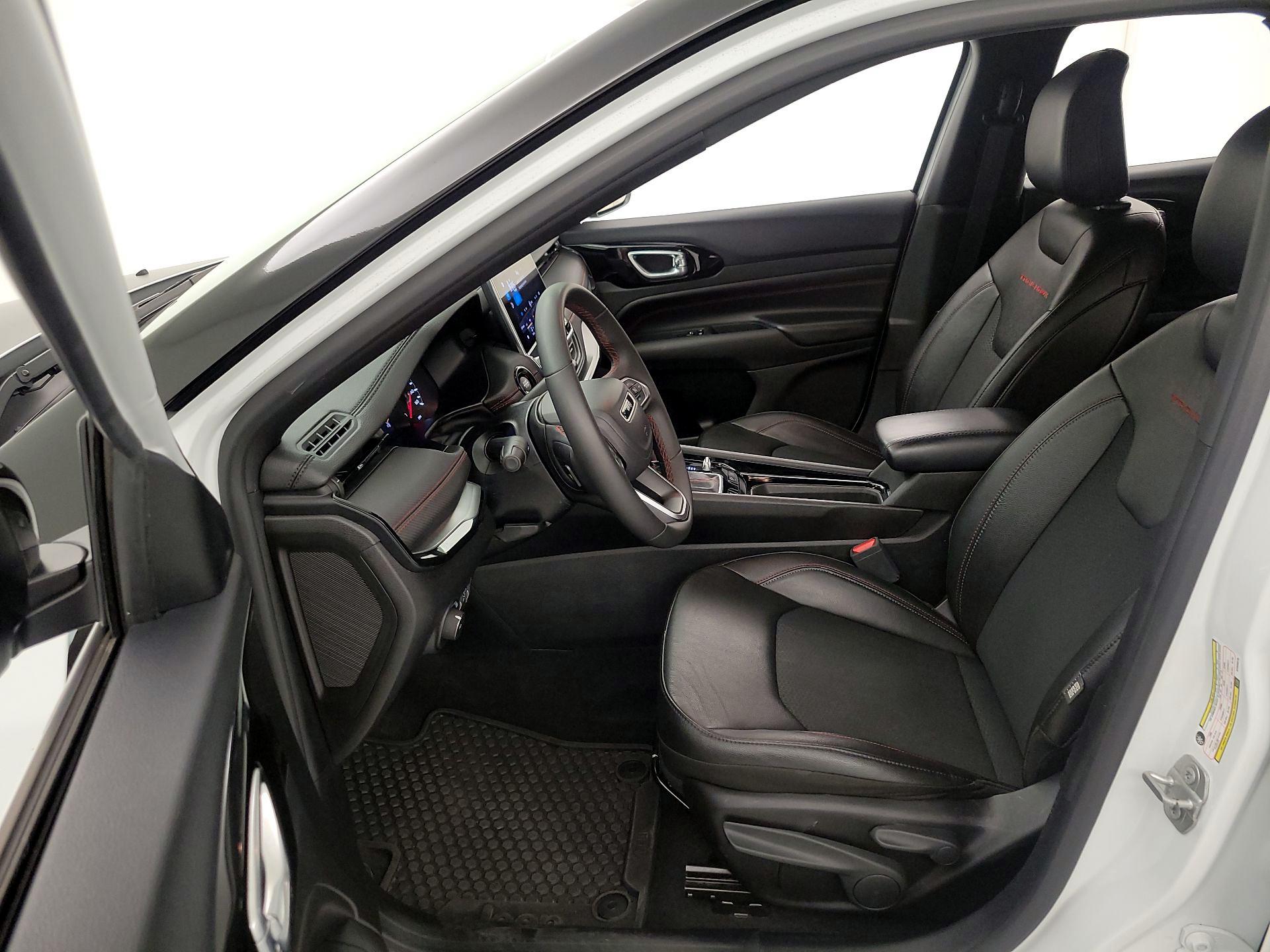 Thumbnail: 2025 Jeep Compass - 11