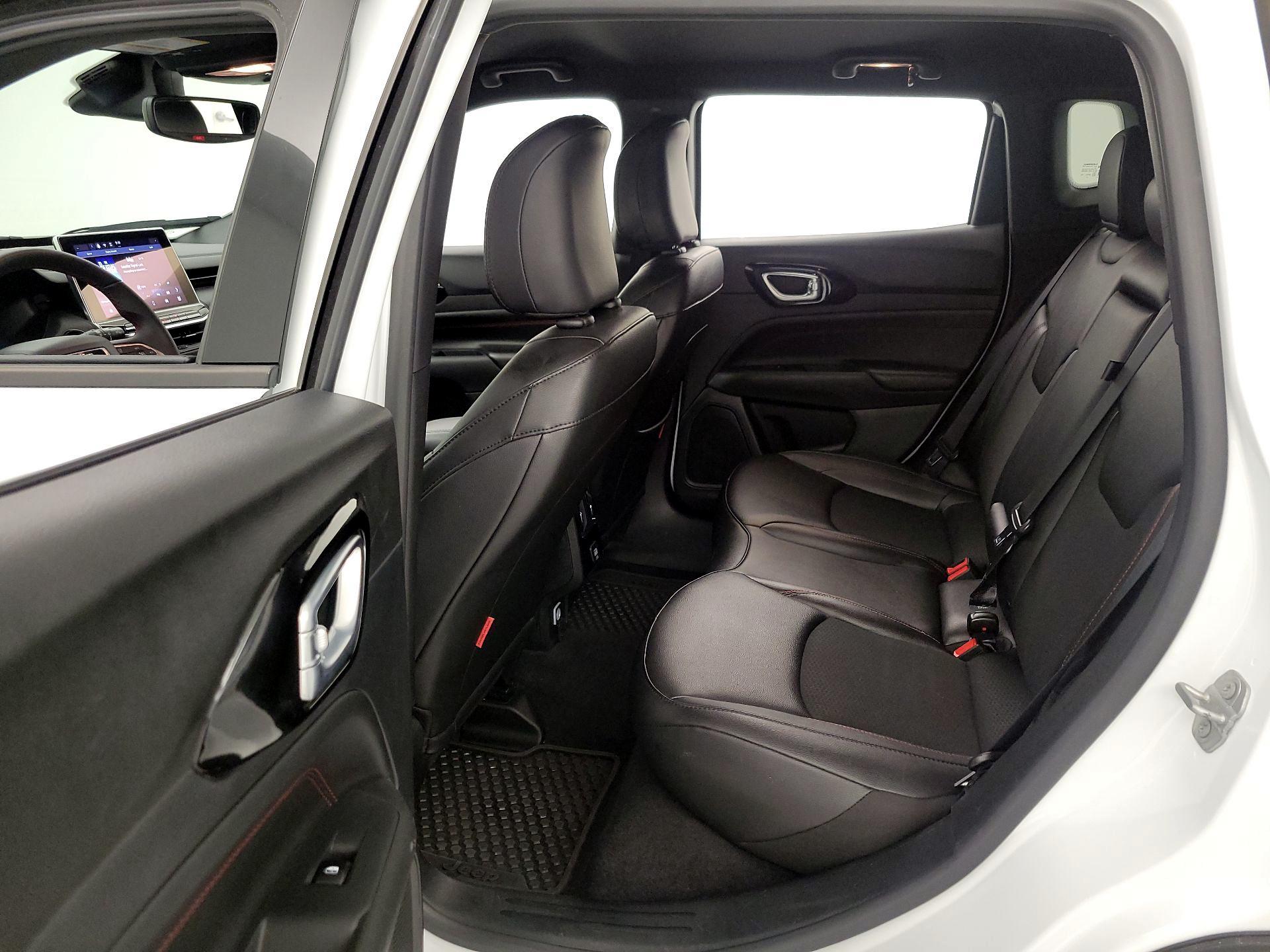 Thumbnail: 2025 Jeep Compass - 19