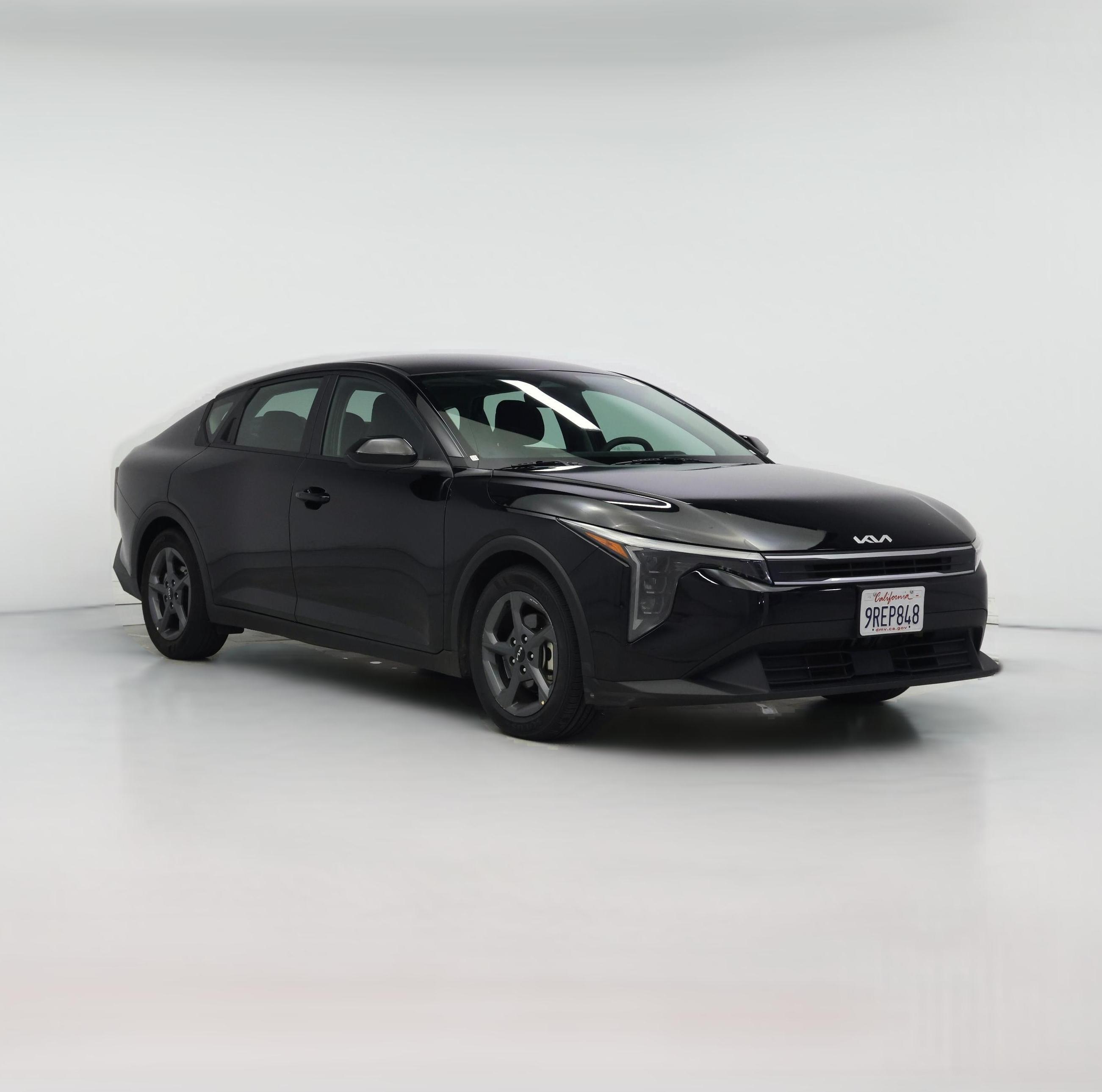 Thumbnail: 2025 Kia K4 - 1