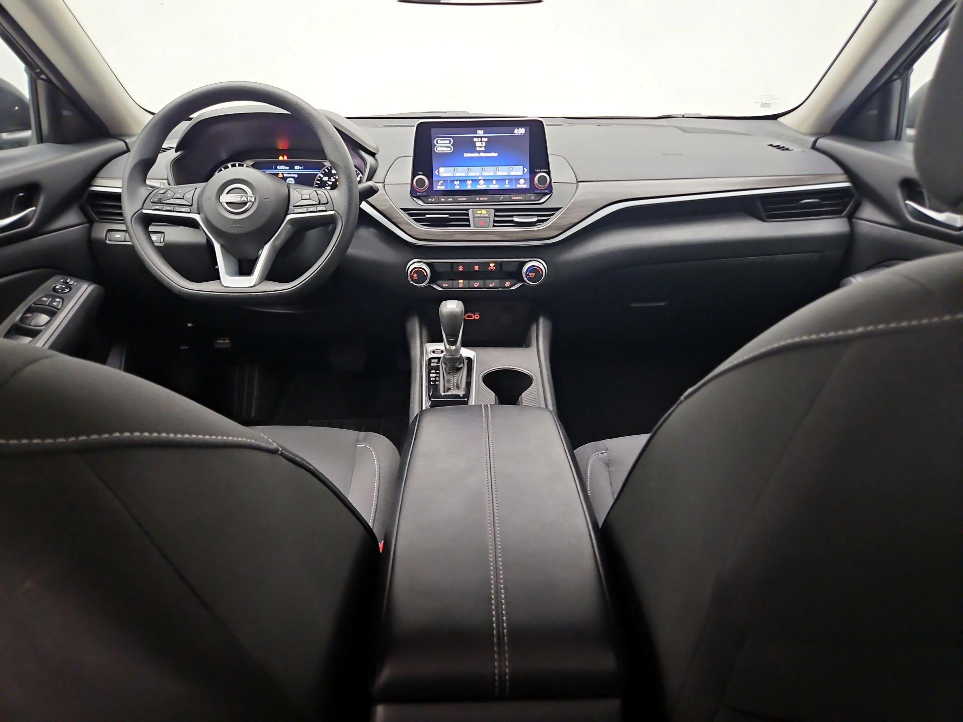 Thumbnail: 2025 Nissan Altima - 9