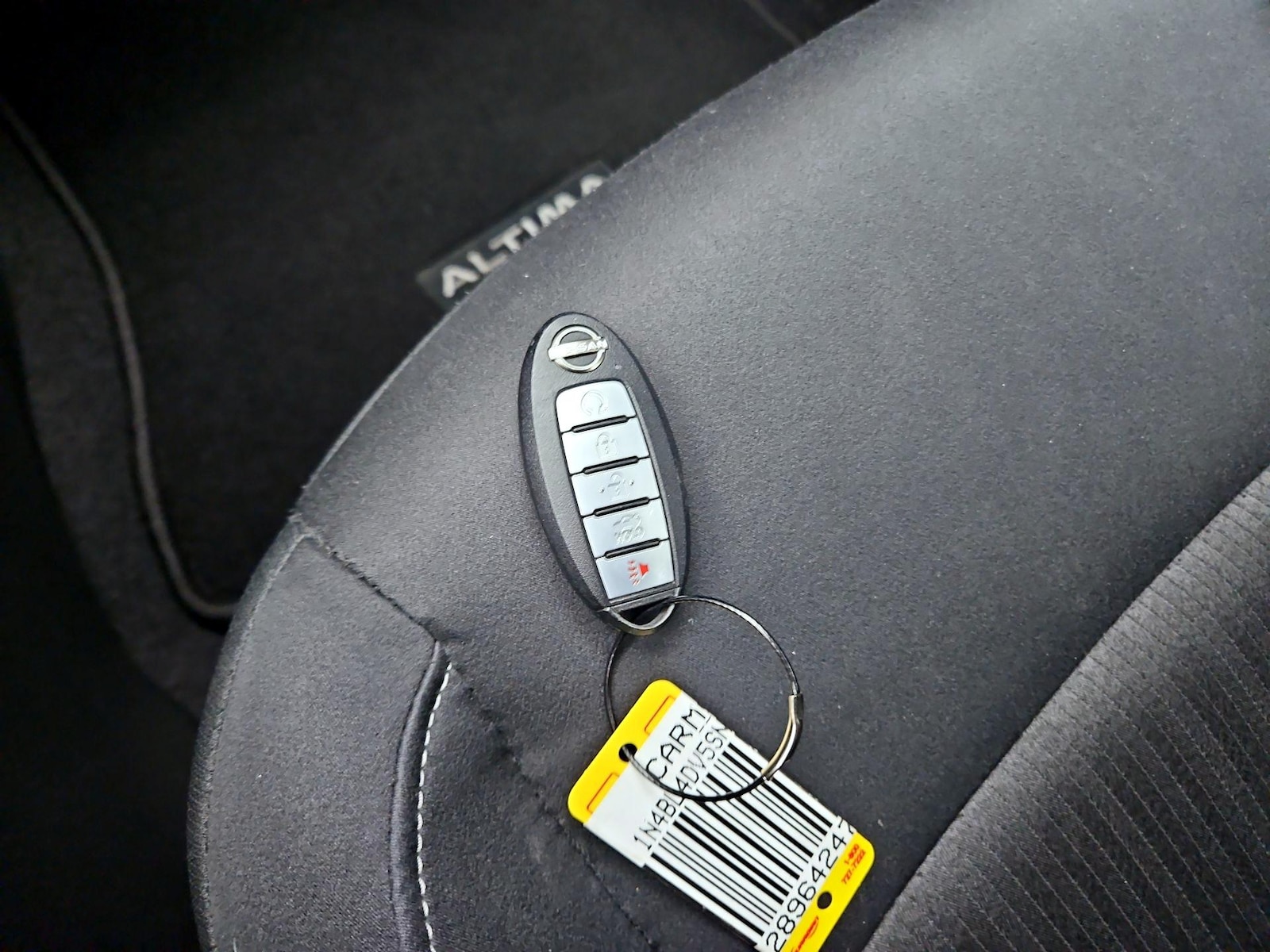 2025 Nissan Altima SV - Photo 23