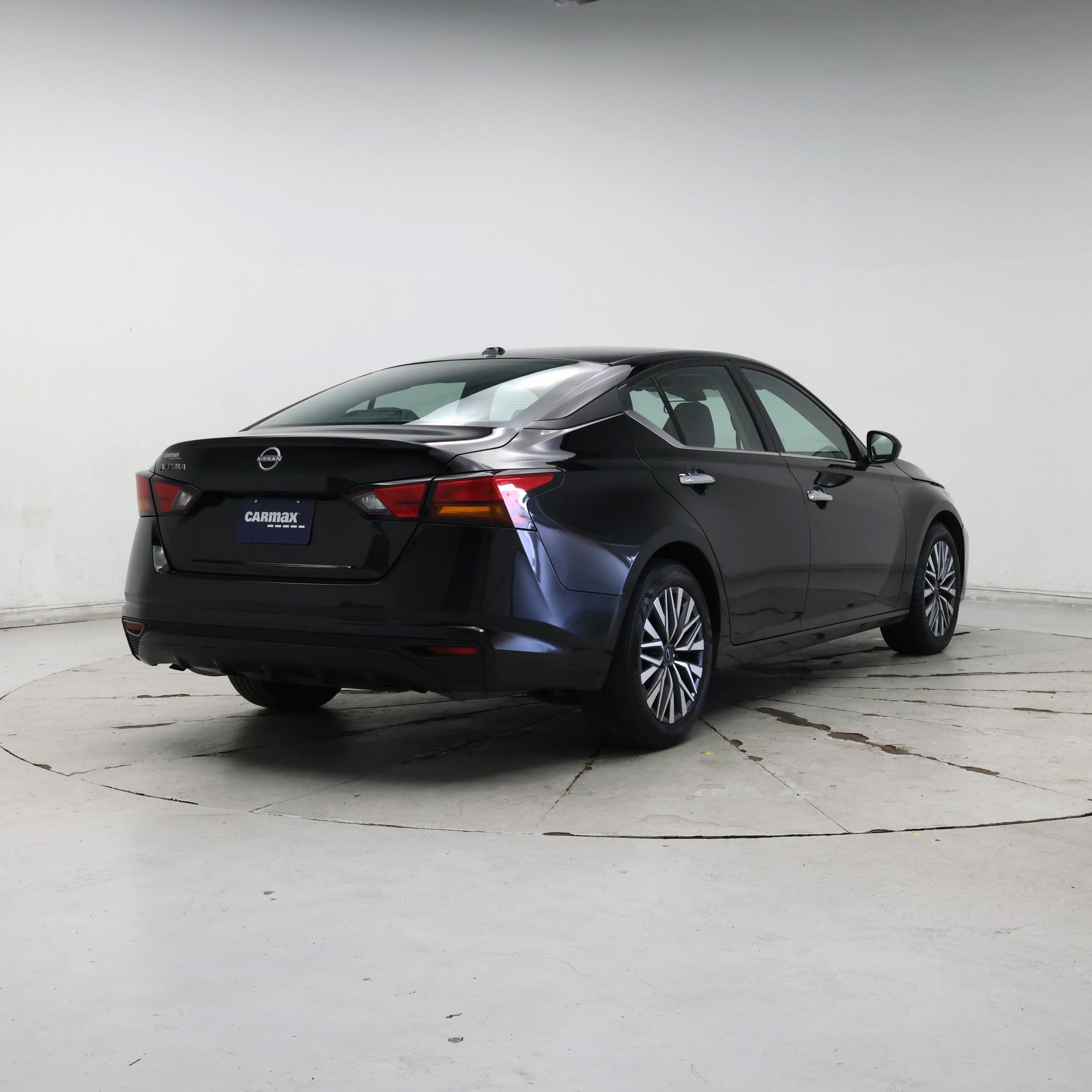 Thumbnail: 2025 Nissan Altima - 8