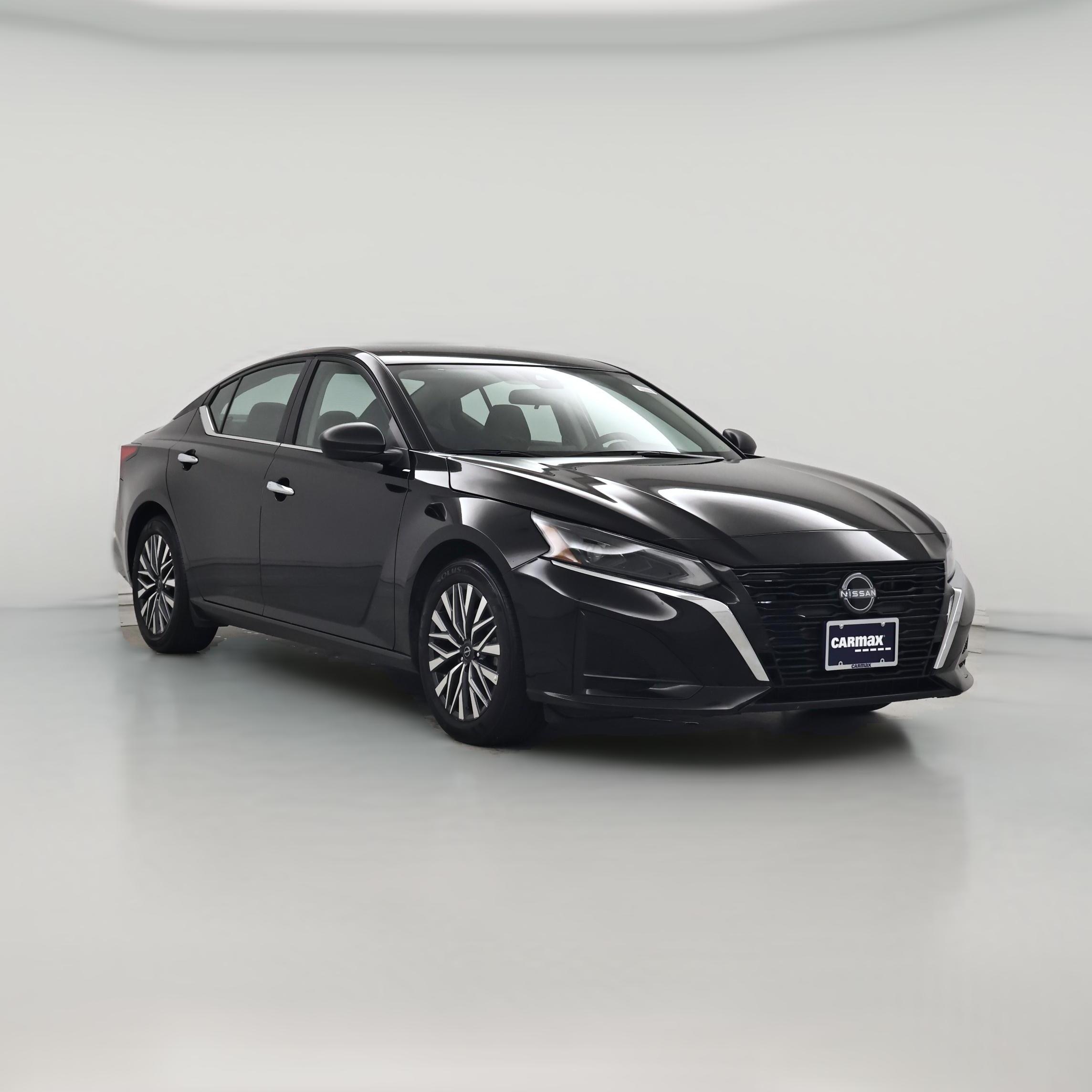 Thumbnail: 2025 Nissan Altima - 1