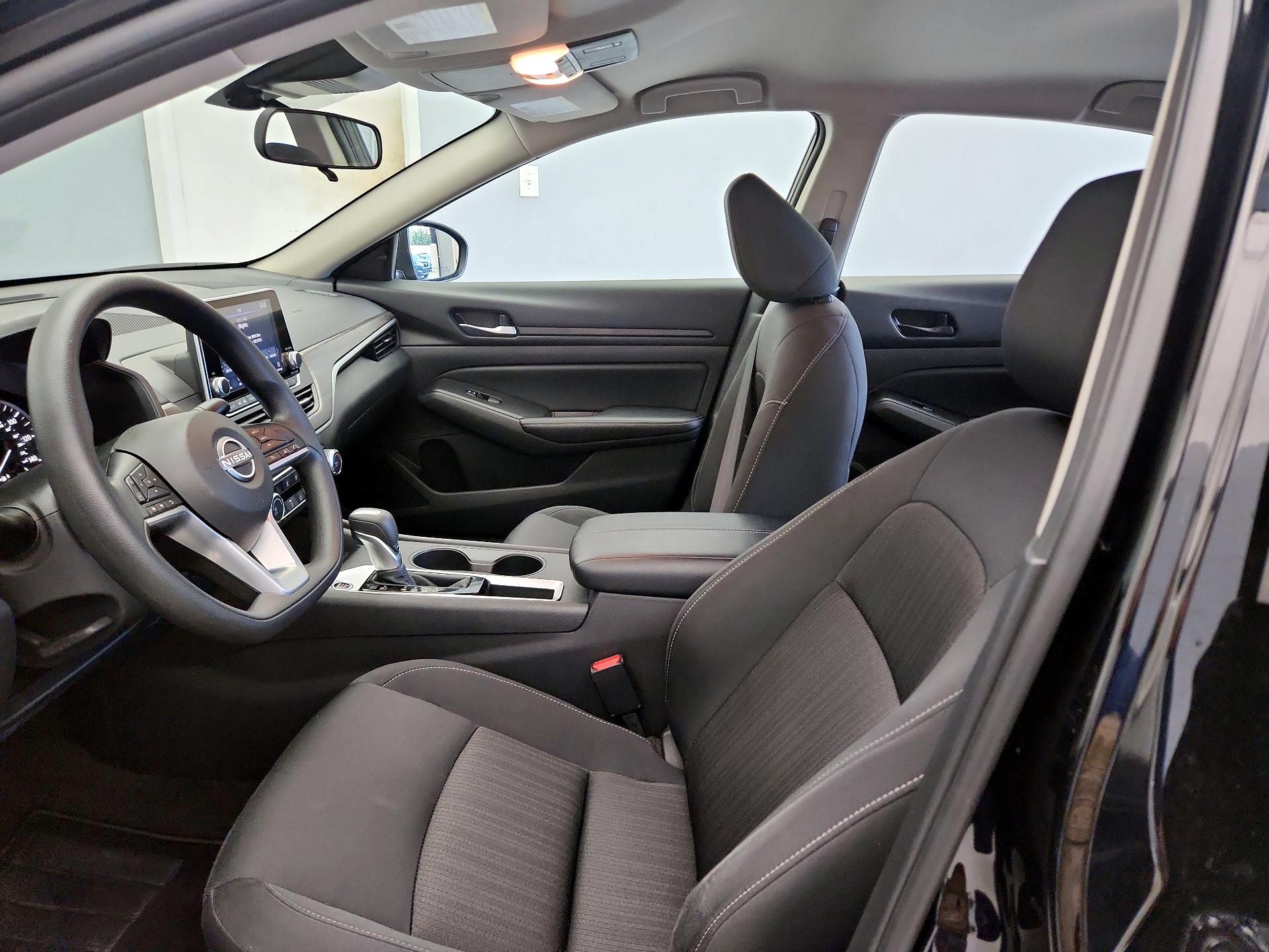 Thumbnail: 2025 Nissan Altima - 11