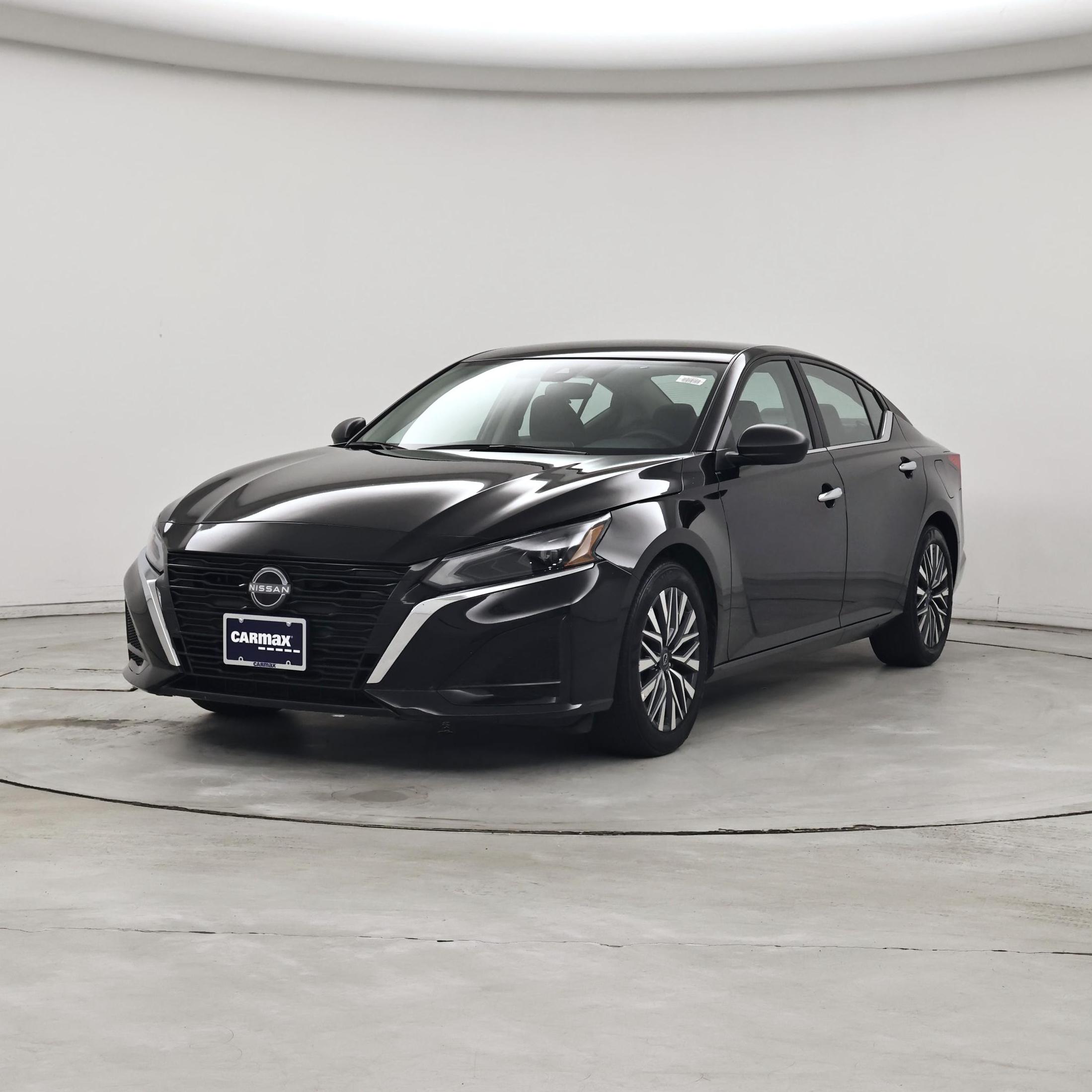 Thumbnail: 2025 Nissan Altima - 4