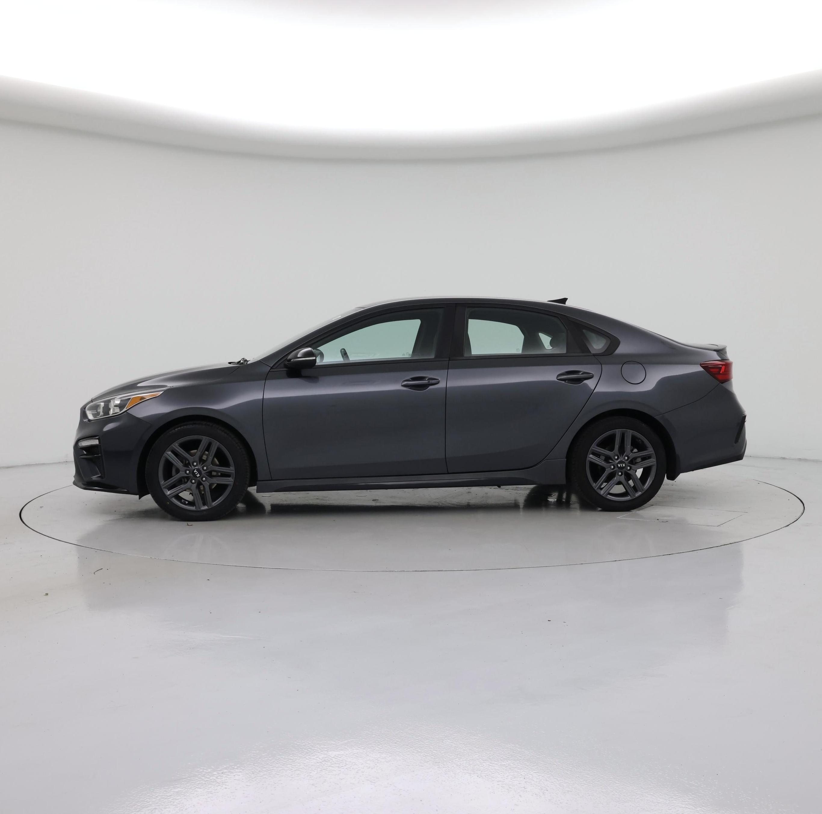 Thumbnail: 2020 Kia Forte - 3