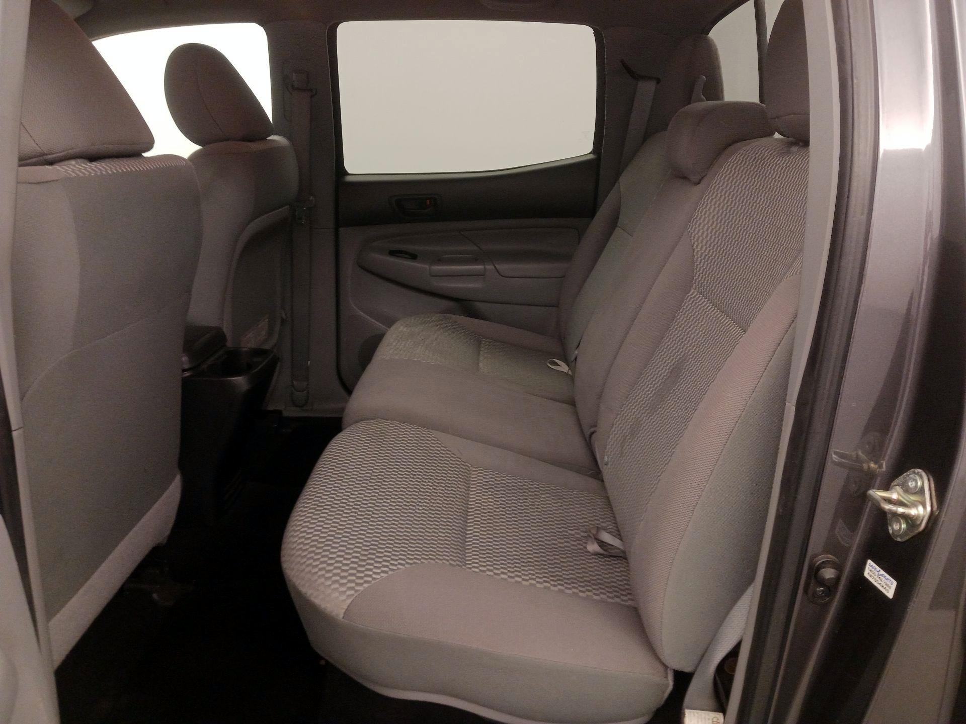 Thumbnail: 2014 Toyota Tacoma - 19