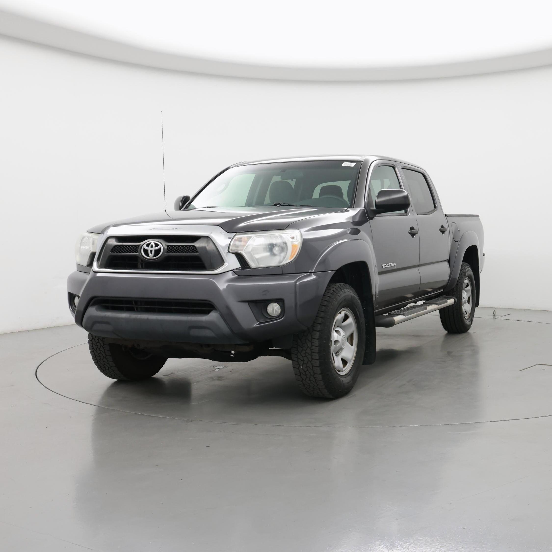 Thumbnail: 2014 Toyota Tacoma - 4