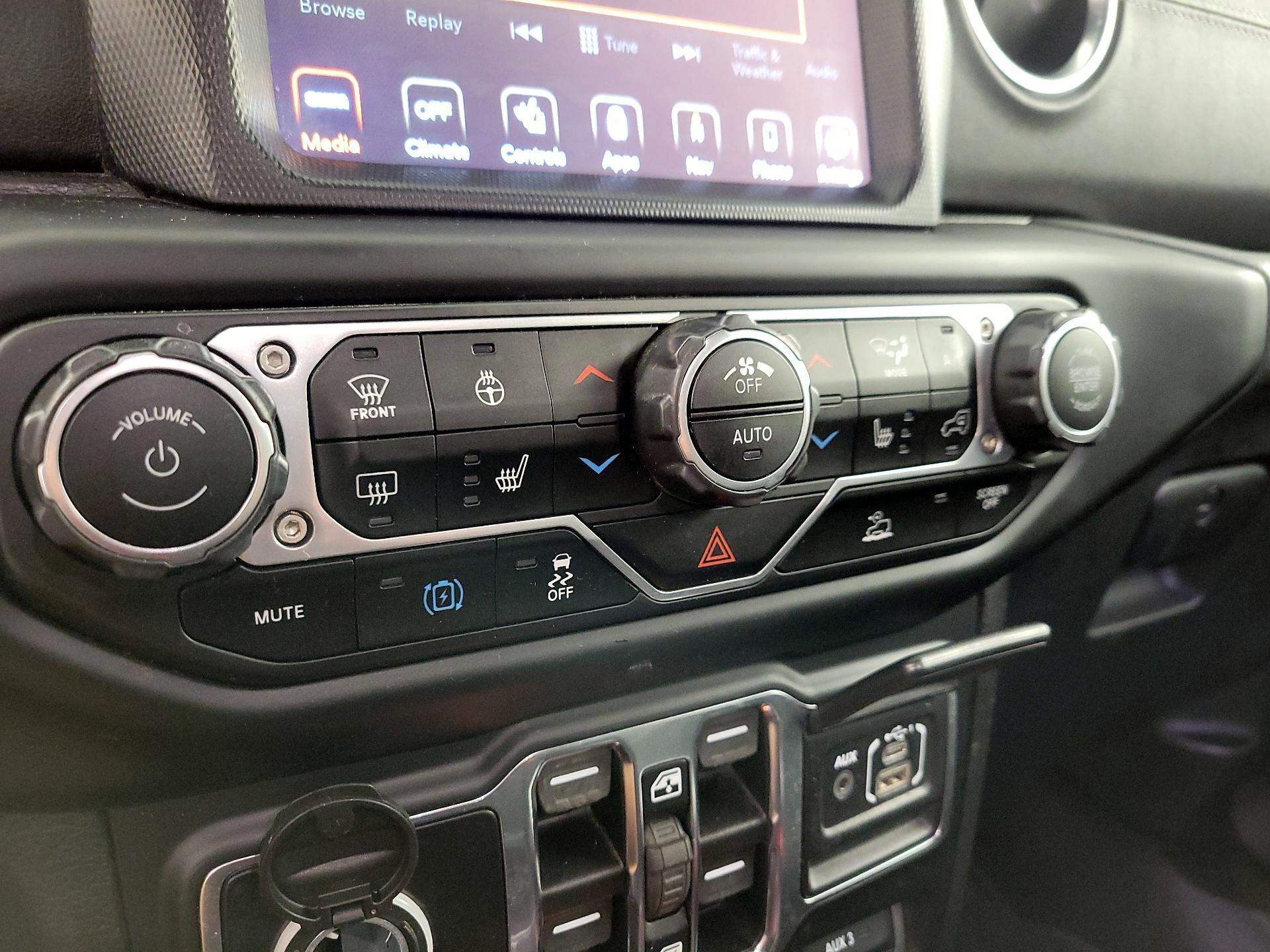 Thumbnail: 2021 Jeep Wrangler - 17