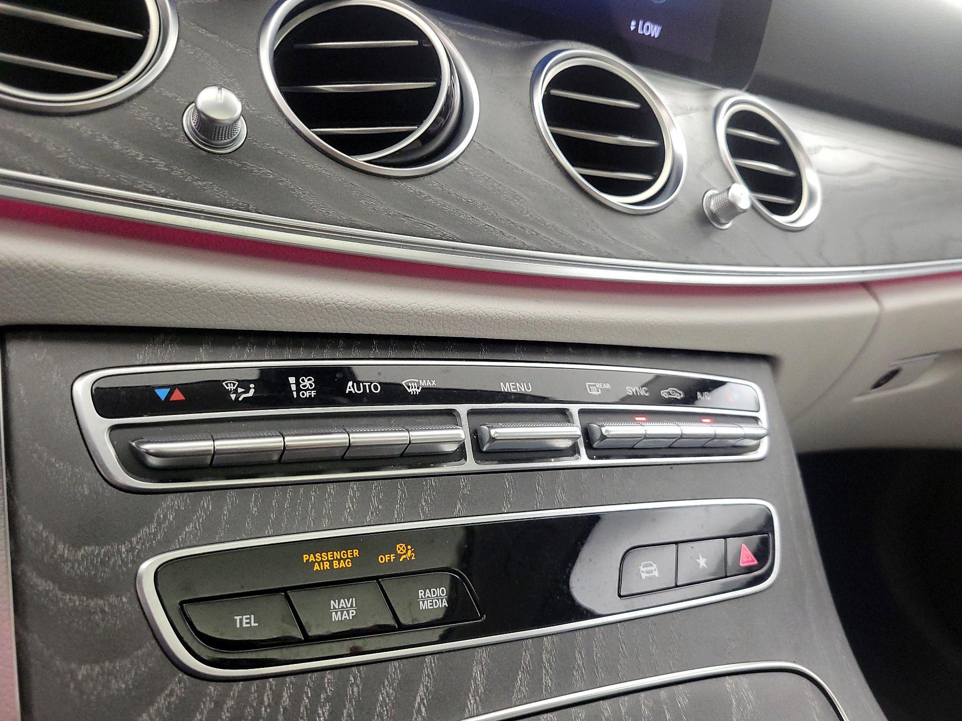 Thumbnail: 2021 Mercedes-Benz E-Class - 17