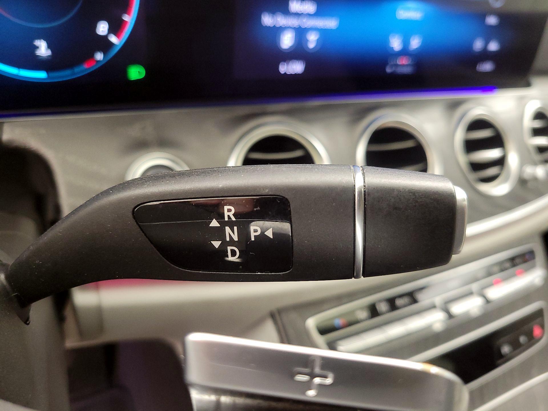 Thumbnail: 2021 Mercedes-Benz E-Class - 18