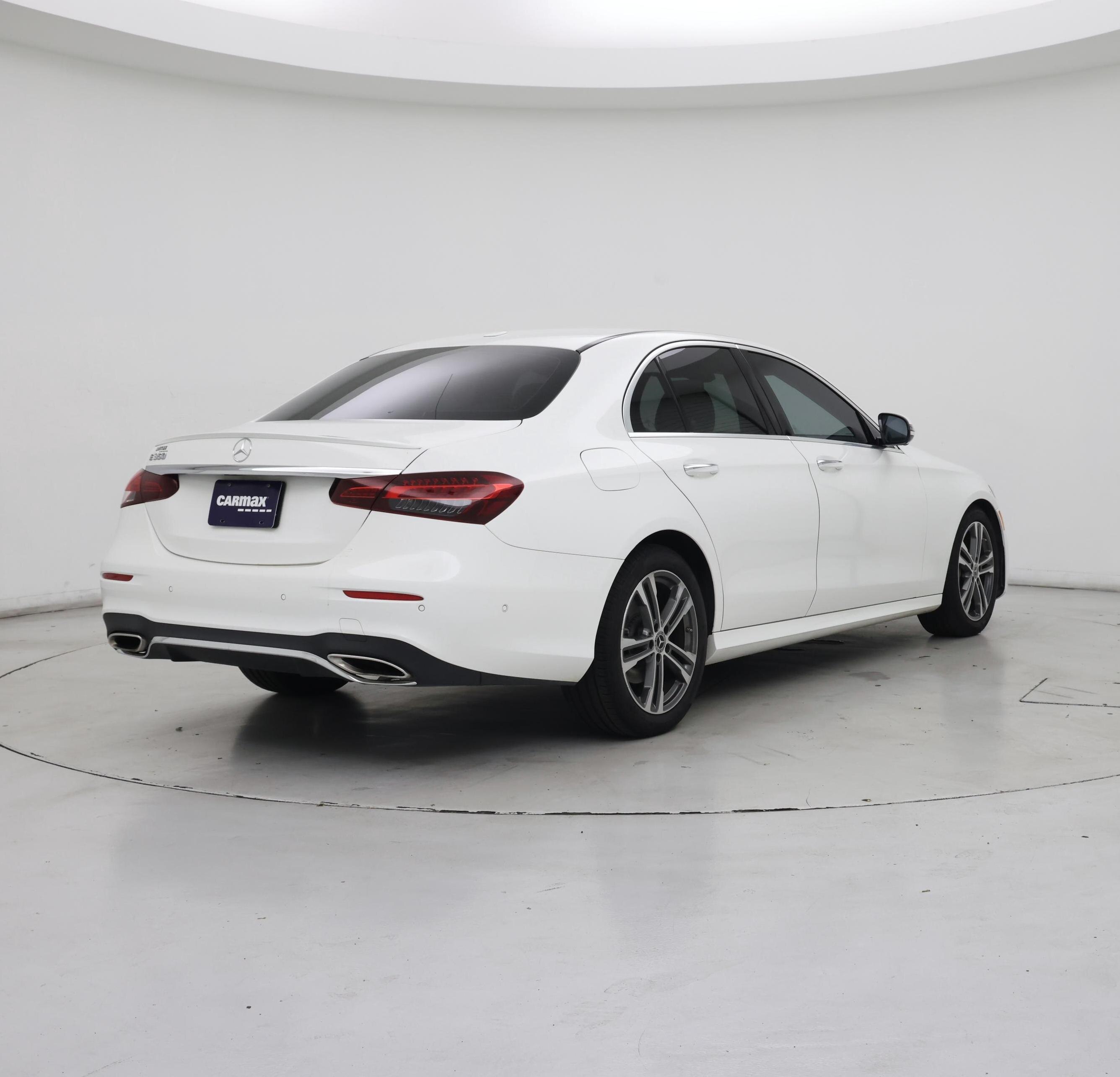Thumbnail: 2021 Mercedes-Benz E-Class - 8
